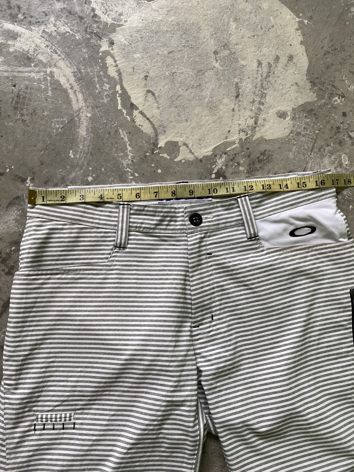 Oakley × Vintage Vintage Oakley Stripe Short Pants Size US 34 / EU 50 - 10 Thumbnail