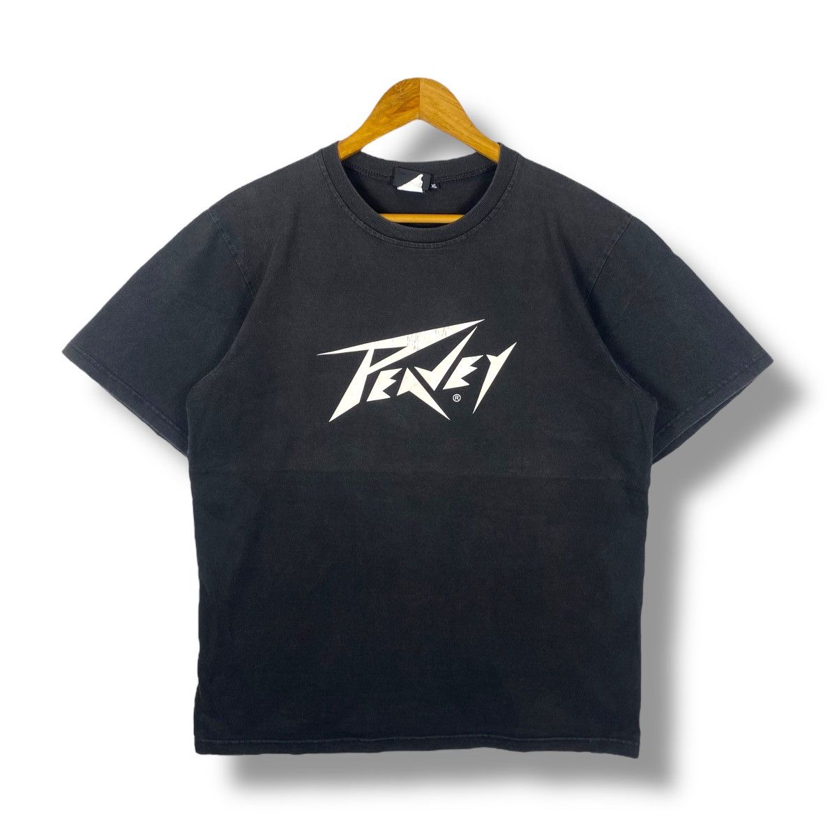 Vintage Vintage PEAVEY Logo Graphic Faded Tee Shirt Extra Large Size Size US XL / EU 56 / 4 - 1 Thumbnail
