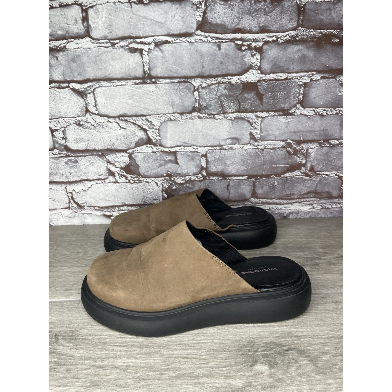 Vagabond Vagabond Blenda Brown Nubuck Leather Slide Platform Sandals Size US 7.5 / IT 37.5 - 14 Thumbnail