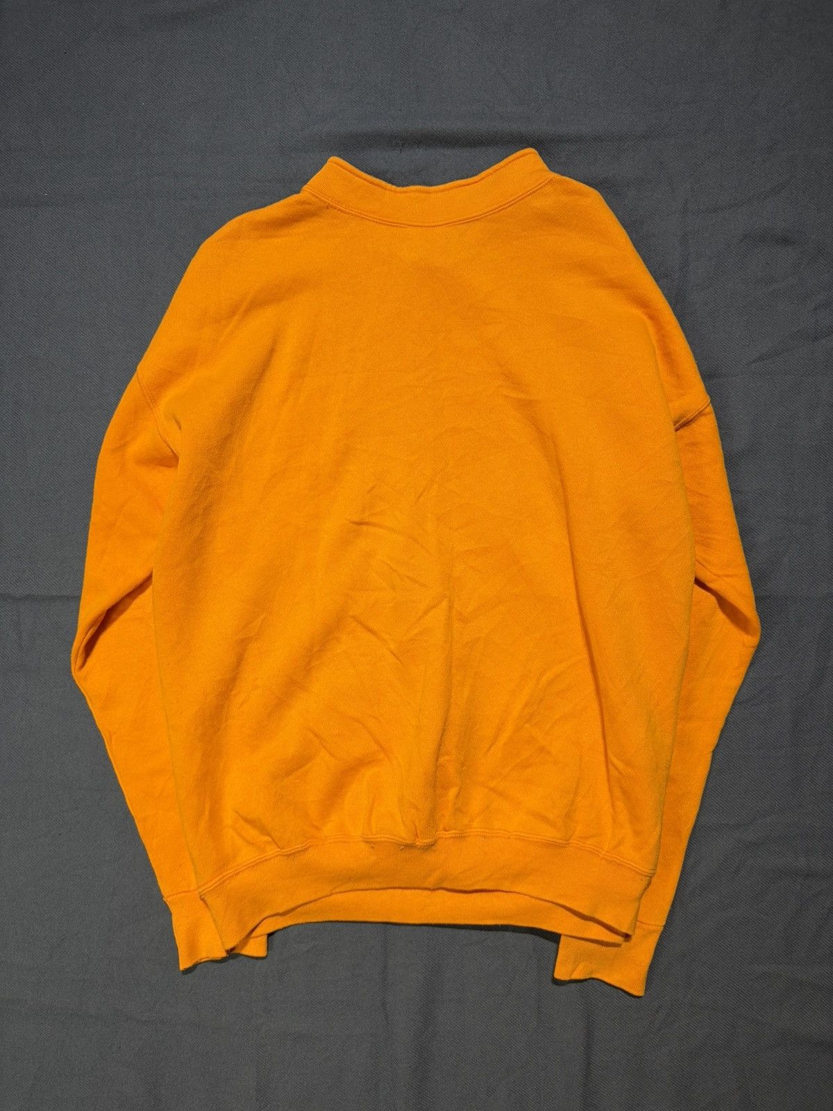 Vintage VINTAGE Discus Athletic Sweatshirt Mens Mustard Orange Size US L / EU 52-54 / 3 - 8 Thumbnail