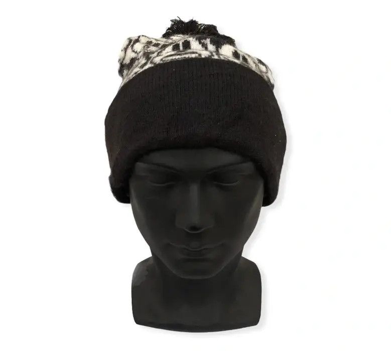 Disney × Mickey Mouse Vintage Mickey Mouse Cartoon Beanie Hat Size ONE SIZE - 2 Thumbnail