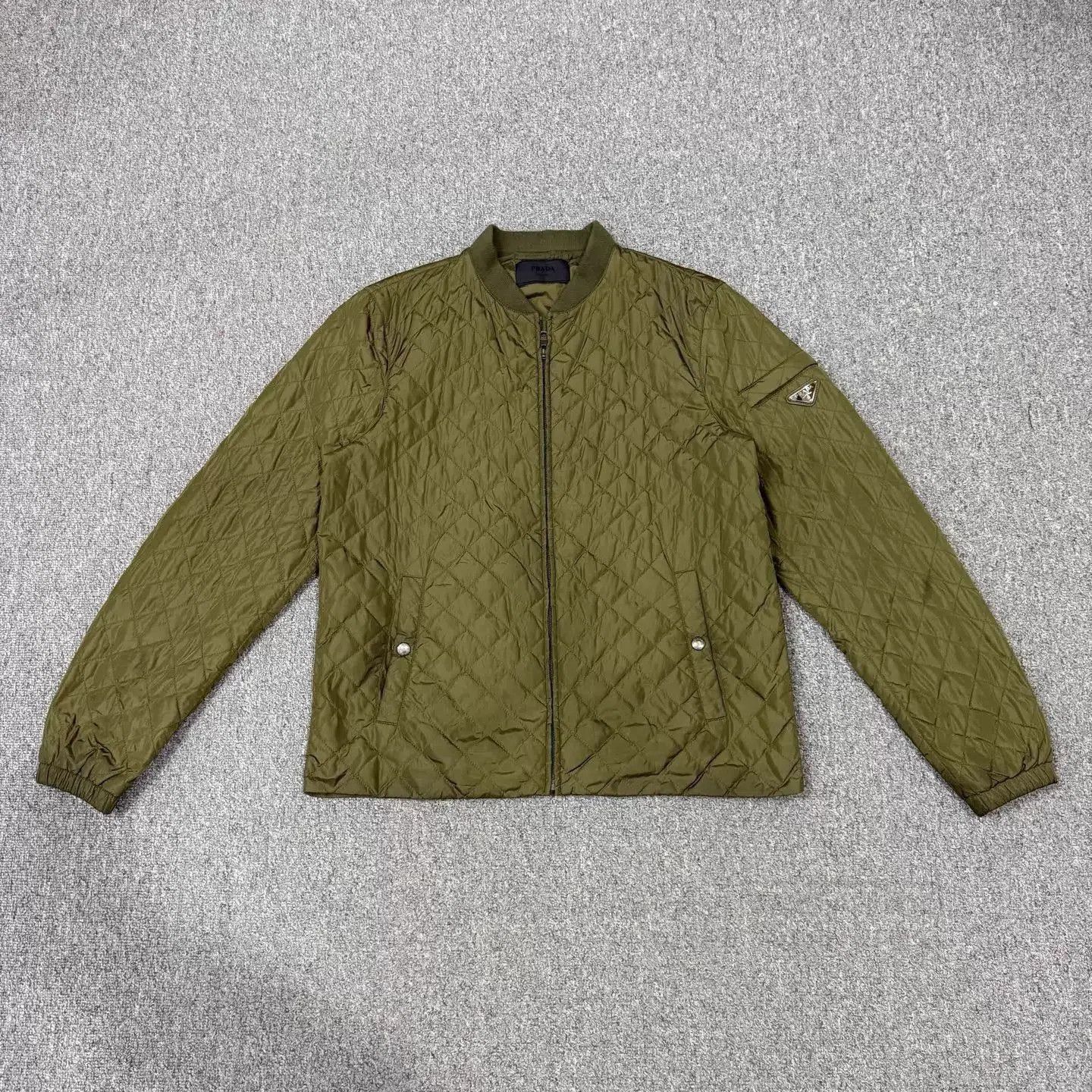 Prada Green Quilted Bomber Jacket Size M. Size US M / EU 48-50 / 2 - 1 Thumbnail