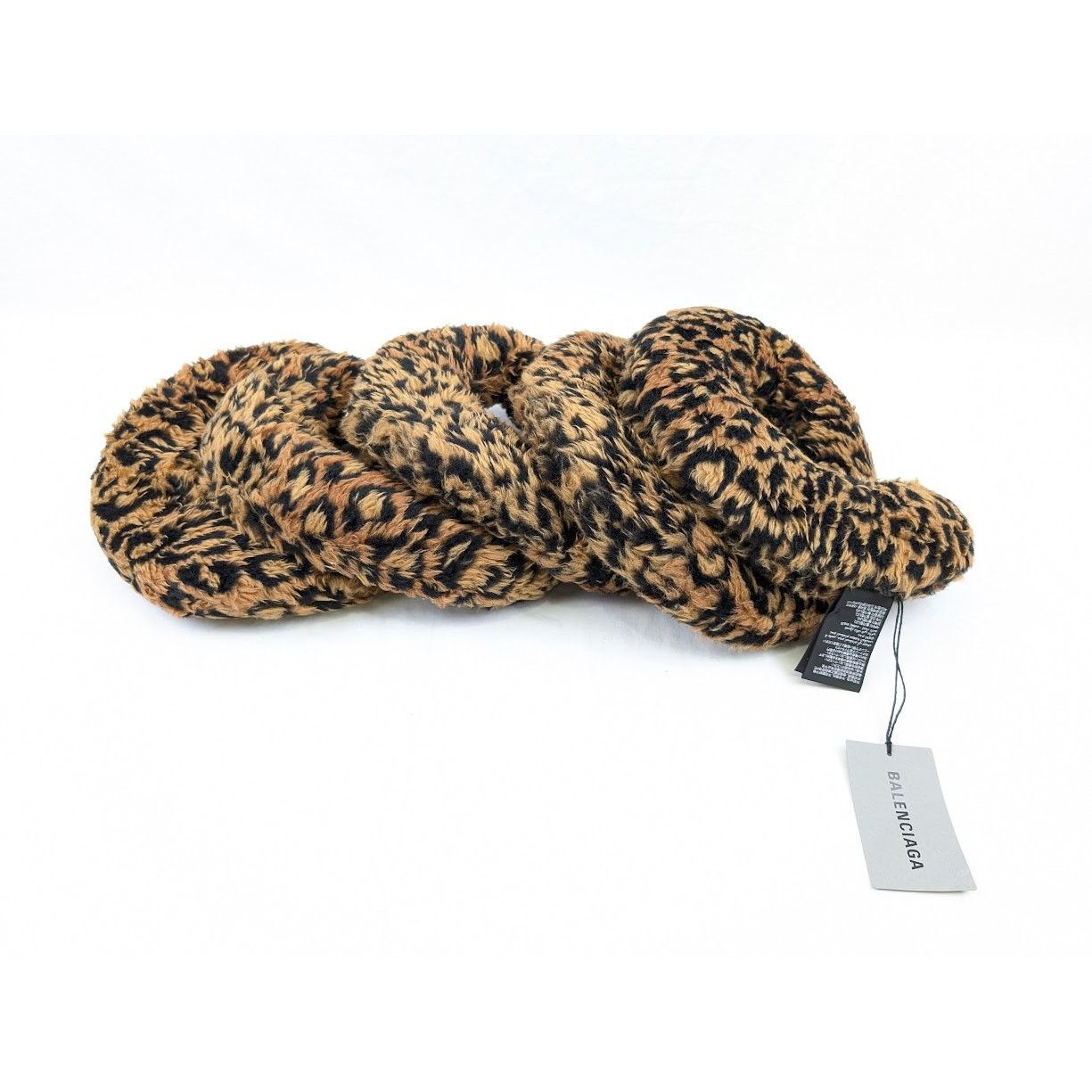 Balenciaga o1rshd1 Size: OS / Fake Fur Wire Scarf in Beige / Brown Size ONE SIZE - 9 Thumbnail
