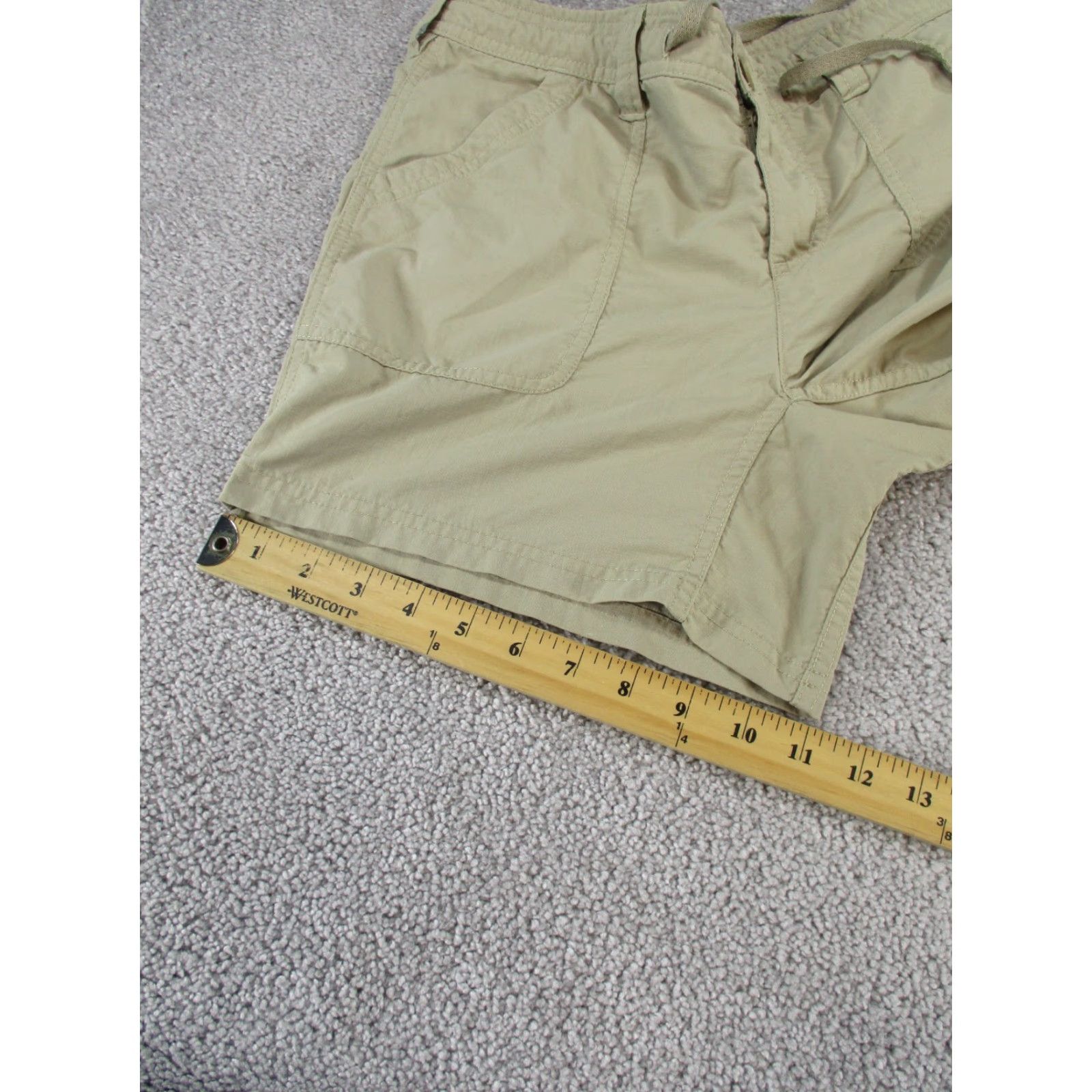 The North Face VINTAGE The North Face Shorts Womens 4 Beige Lightweight Nylon Hiking 5" Size 27" / US 4 / IT 40 - 5 Thumbnail