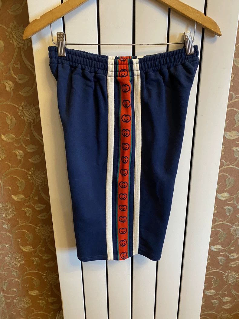 Gucci Gucci Size 12 Sweatpants Shorts size 12 2501-Nextarrow Size US 27 - 1 Thumbnail