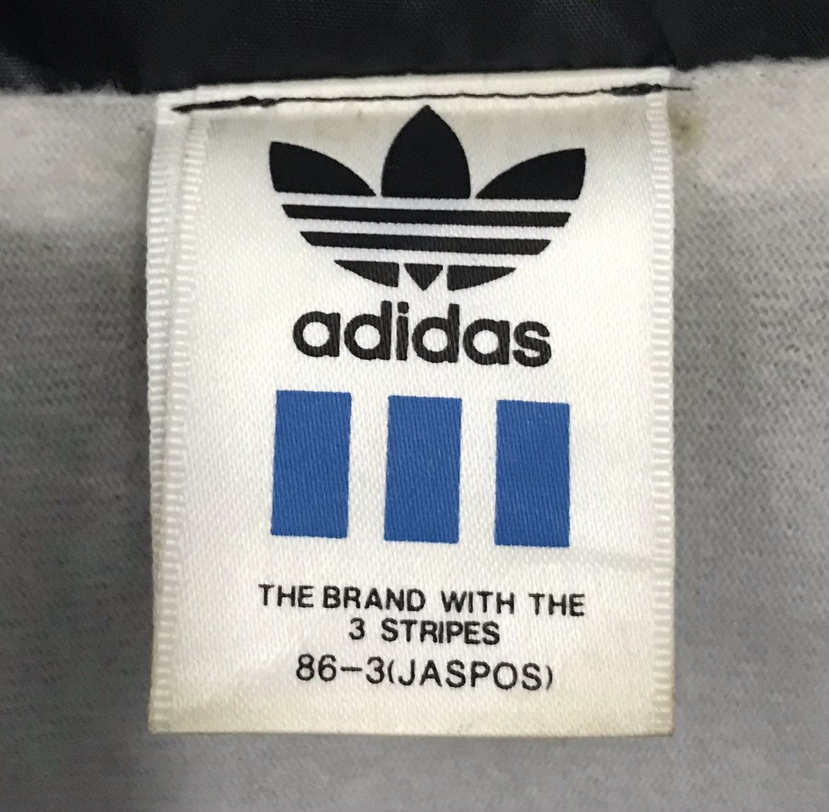 Adidas × Vintage Vintage Adidas Jacket Size US XL / EU 56 / 4 - 11 Thumbnail
