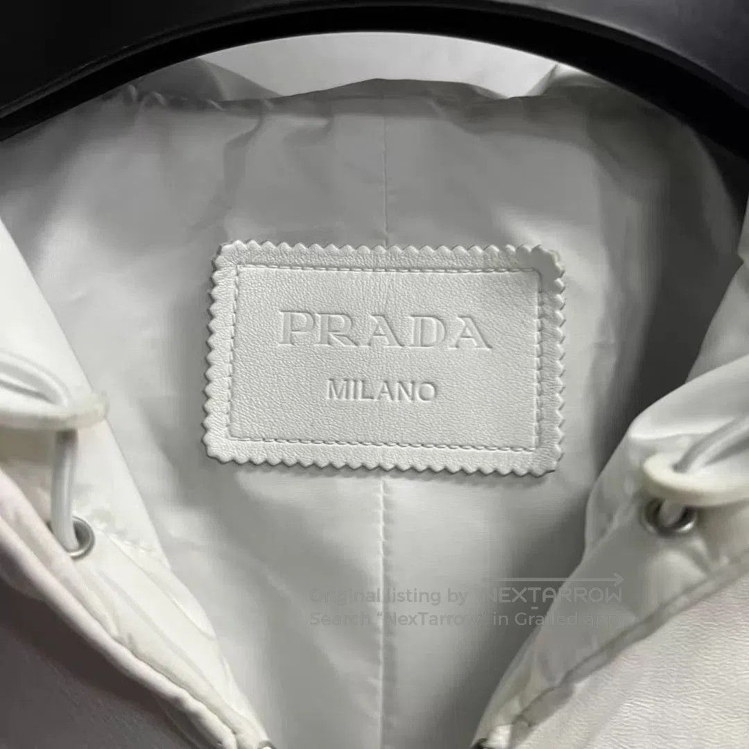 Prada prada white hooded zip. Size US XXL / EU 58 / 5 - 5 Thumbnail