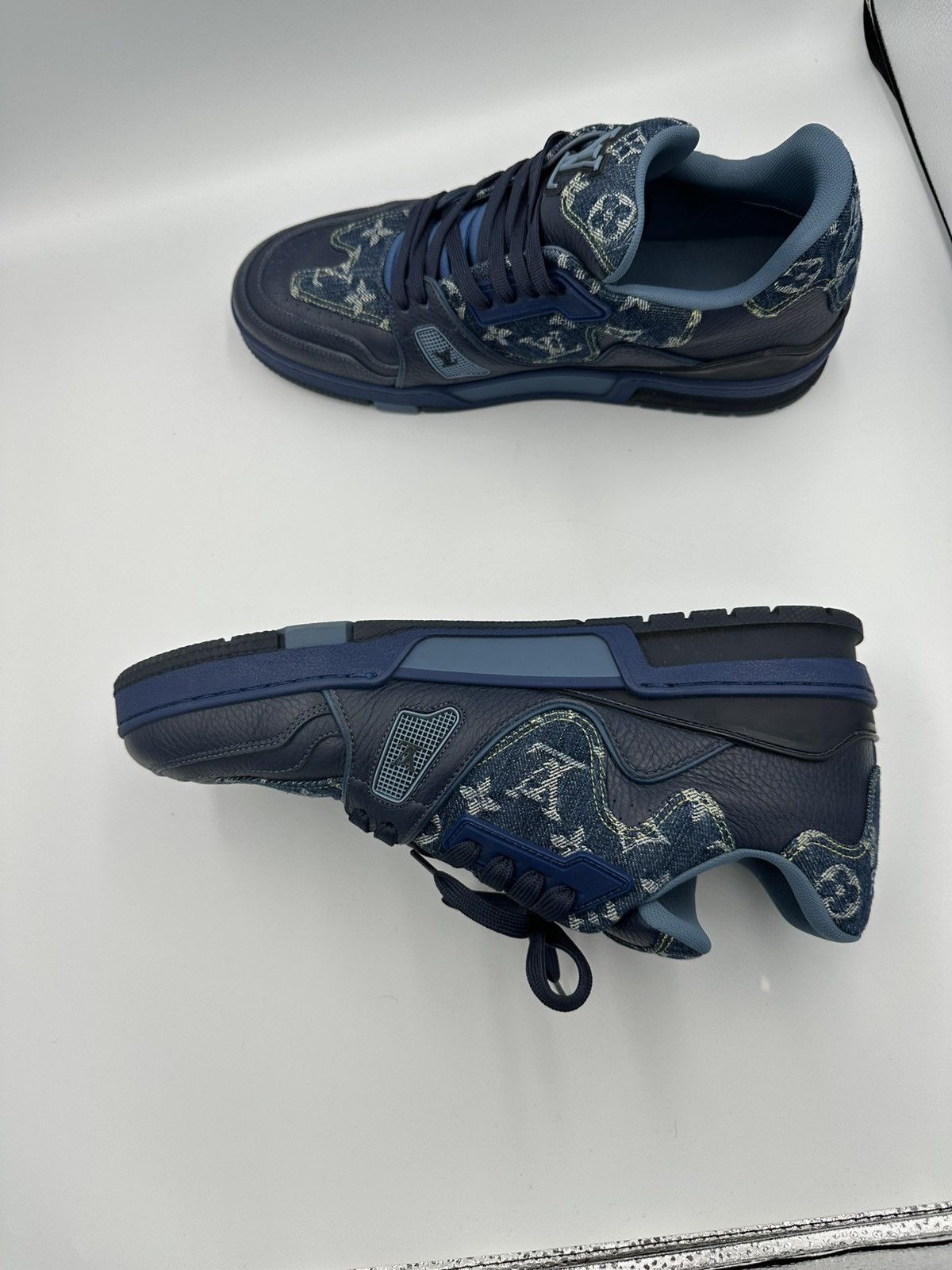 Louis Vuitton × Nigo Louis Vuitton x Nigo Sneakers Size US 9 / EU 42 - 19 Thumbnail