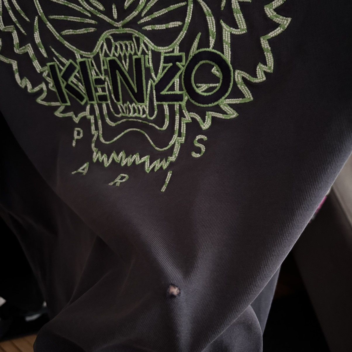 Kenzo Vintage Faded and Distressed Kenzo T-Shirt Punk ERD Grunge Size US M / EU 48-50 / 2 - 4 Thumbnail
