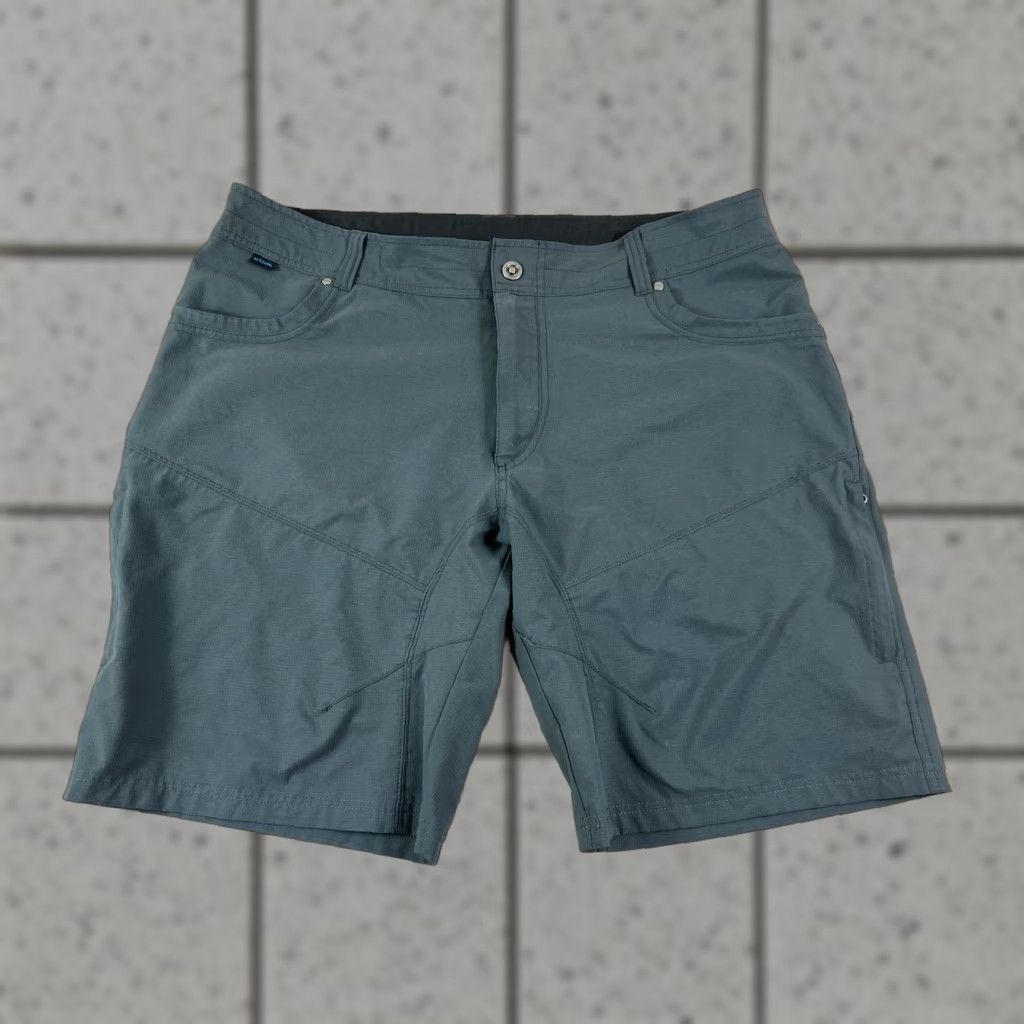 Vintage Kuhl Mens Cargo Shorts Hiking Outdoor Gray 40 Regular Pockets Zip Front Flat Front Nylon Polyester Casual Travel - Size US 40 / EU 56 - 1 Thumbnail
