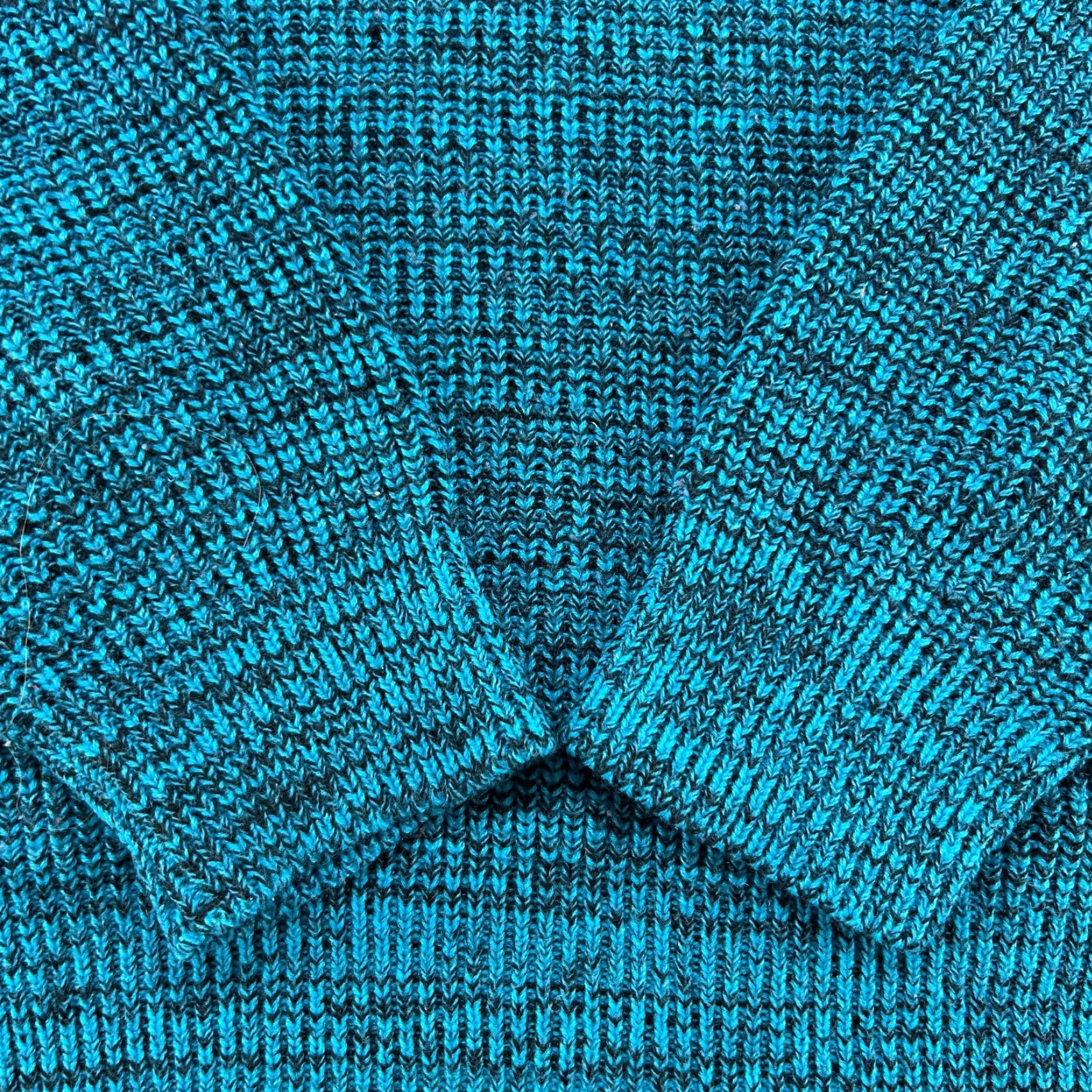 Vintage VINTAGE St Johns Bay Sweater Mens M Blue Pullover Cable Knit Acrylic 90s Champion? [But must only use original words.] Size US M / EU 48-50 / 2 - 3 Thumbnail