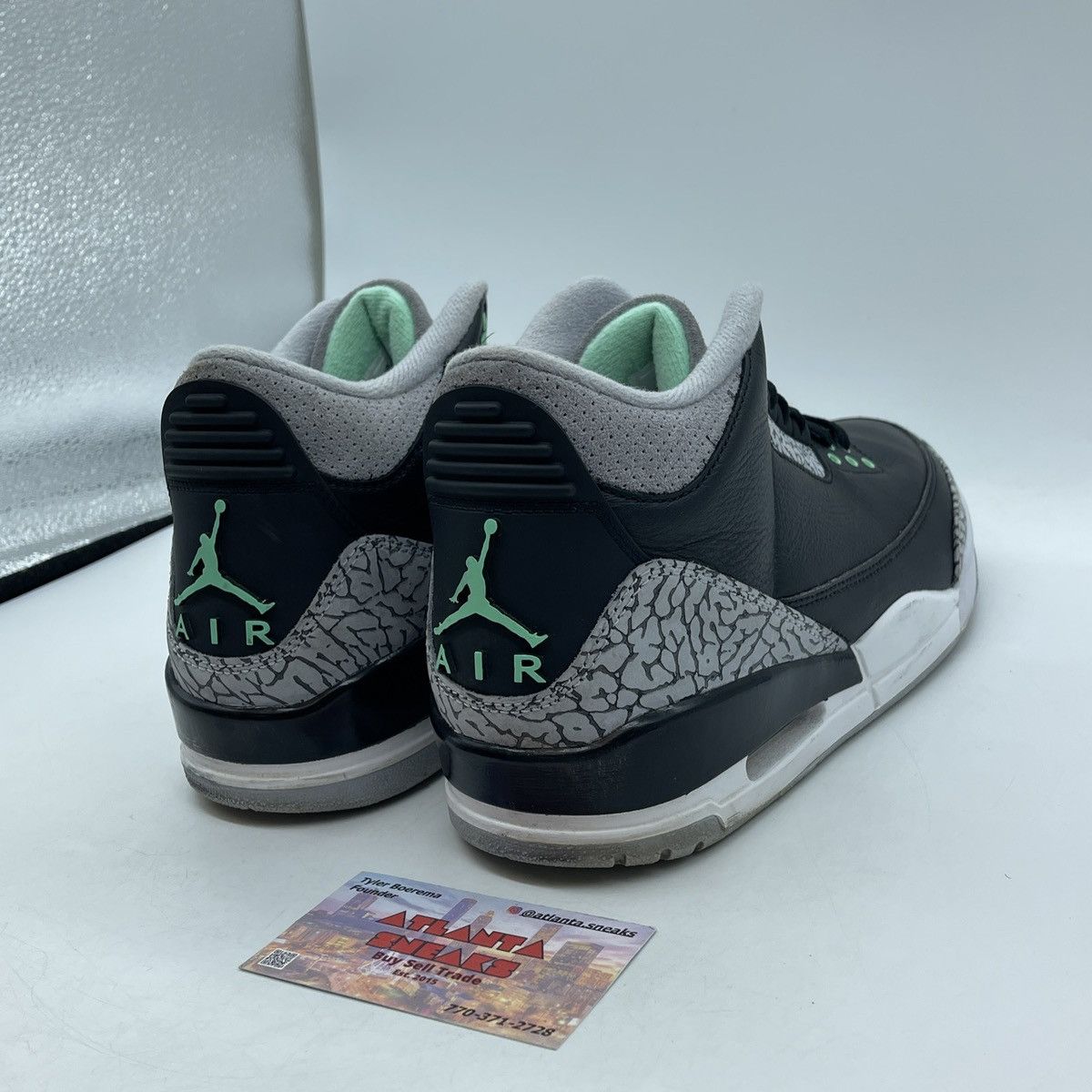 Jordan Brand Air Jordan 3 green glow Size US 10 / EU 43 - 5 Thumbnail
