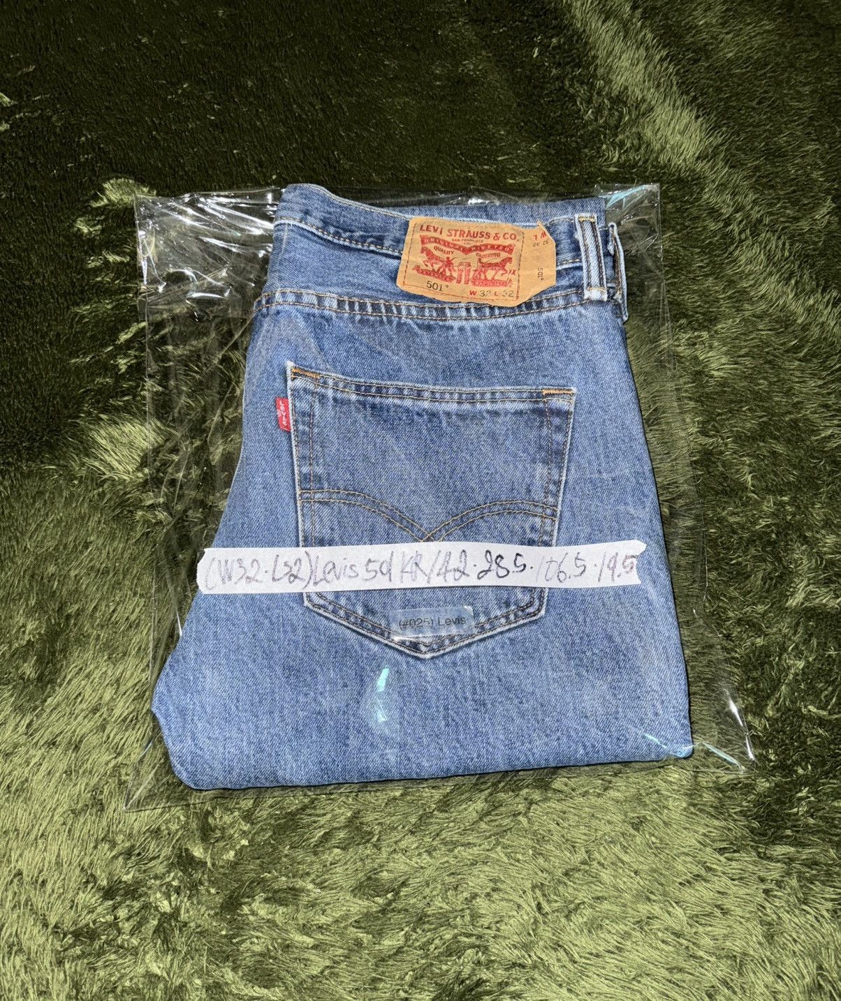 Levi's [W32/L32] Levi’s 501 Button Fly Vintage Washed Denim Pants Size US 32 / EU 48 - 12 Thumbnail