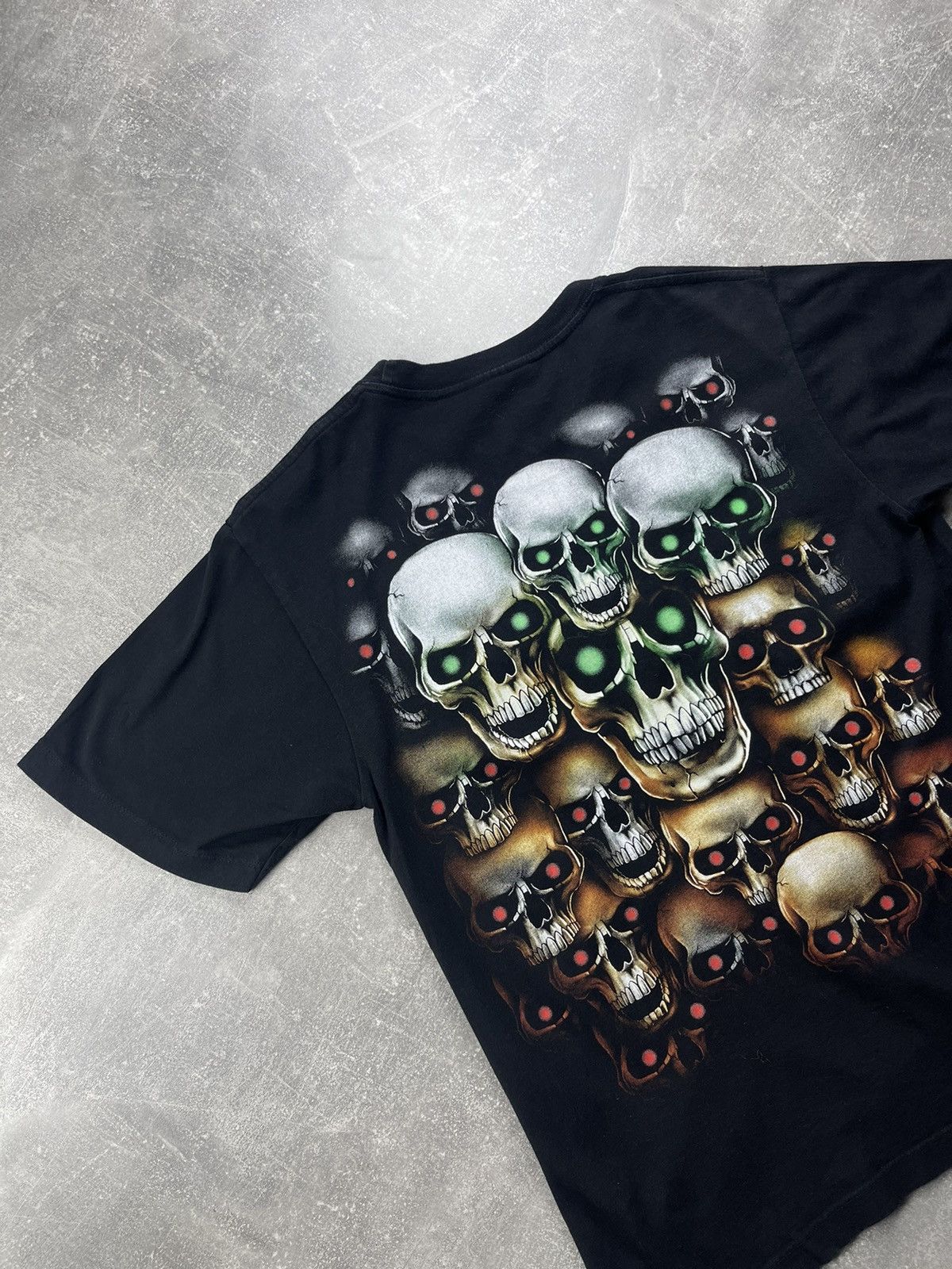 Vintage Vintage Rock Skulls Black Punk T-Shirt Size US M / EU 48-50 / 2 - 6 Thumbnail