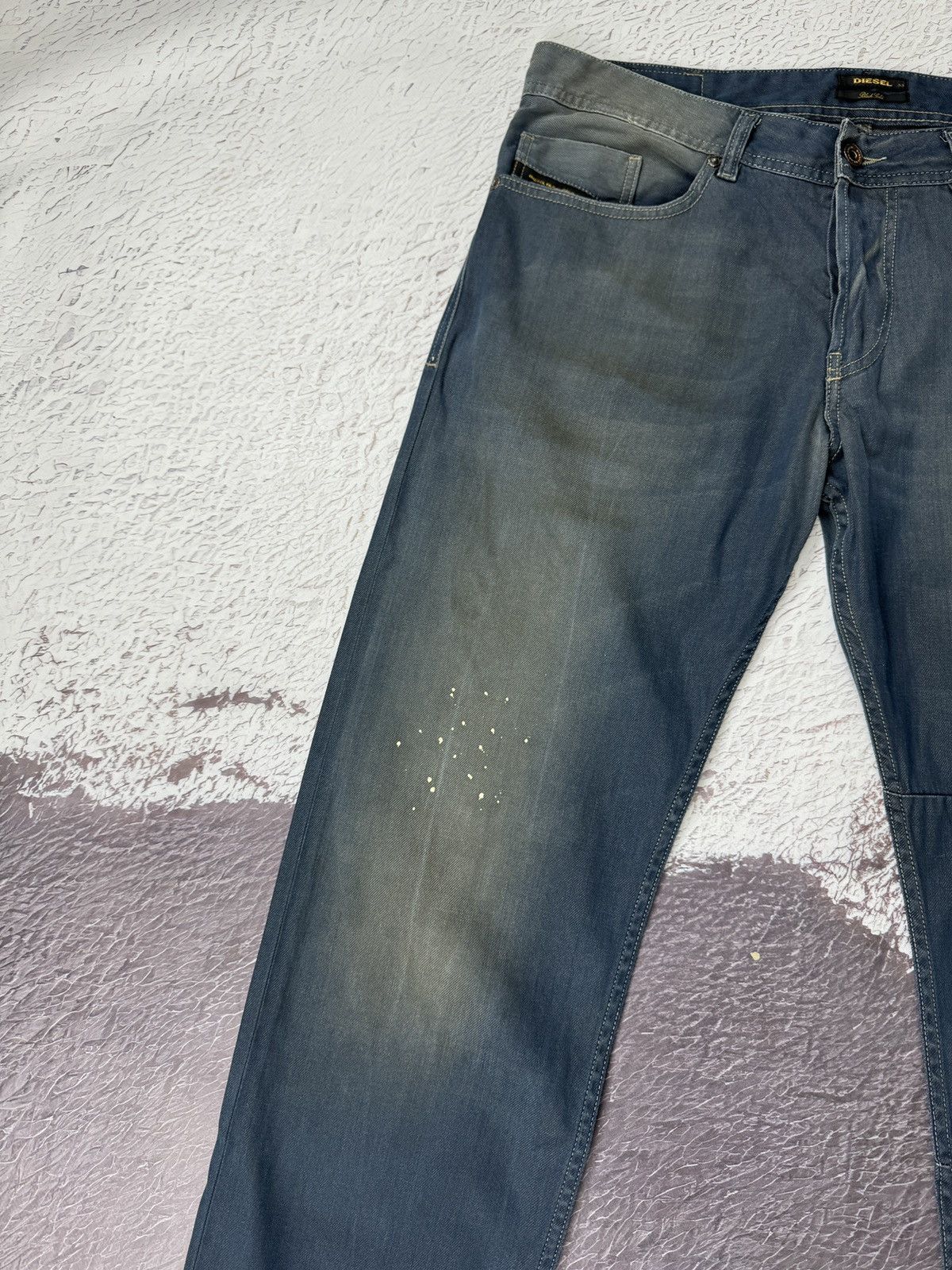 Diesel Black Gold Diesel Black Gold dirty painted style casual denim jeans Size US 36 / EU 52 - 7 Thumbnail