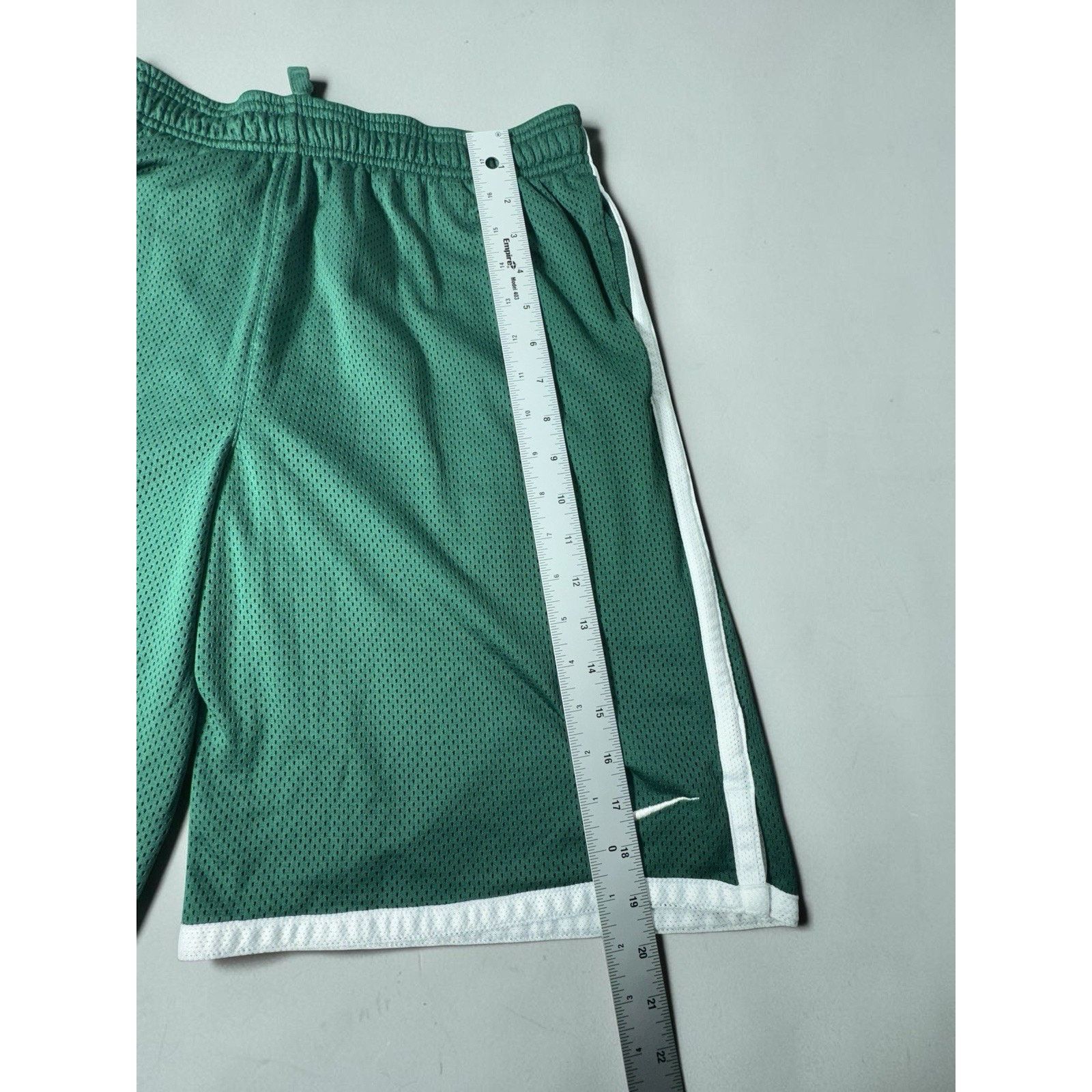Nike Nike Mesh Basketball Shorts Men’s Large Green Size US 34 / EU 50 - 2 Thumbnail