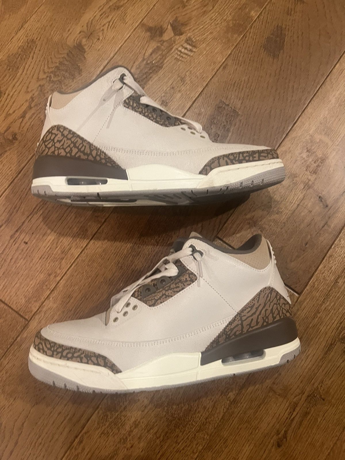 Jordan Brand × Nike Air Jordan 3 Retro Palomino Size US 9 / EU 42 - 2 Thumbnail