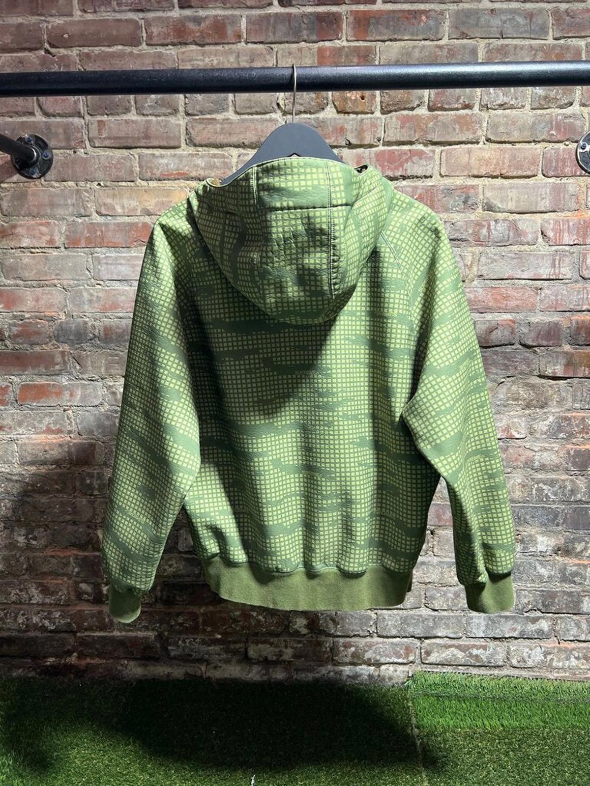 Supreme Supreme Windstopper Zip-Up Jacket Sz. S Size ONE SIZE - 2 Thumbnail