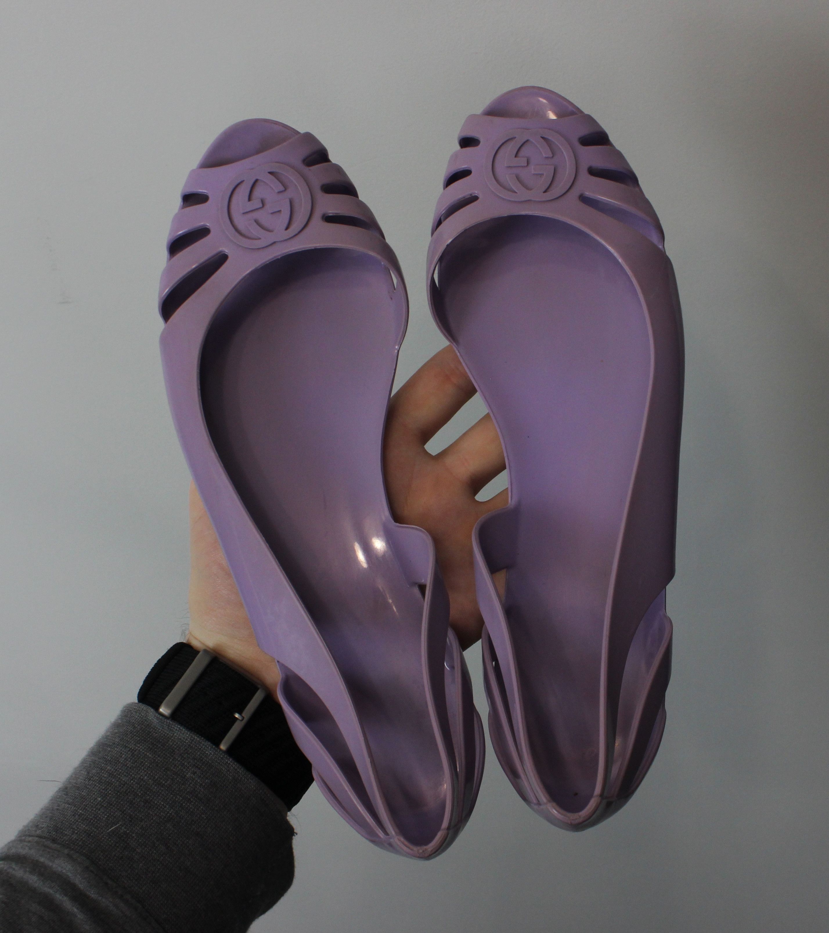 GUCCI Shoes Women's (EU) 38.5 - 39 Flat Open Toe Rubber Slip