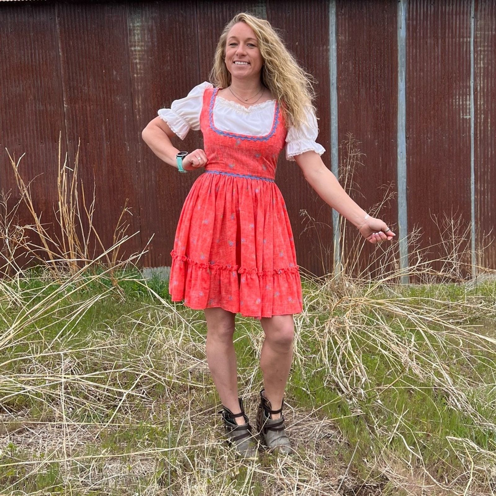 Vintage Vintage Dirndl pink coral calico square dance dress MEDIUM Size M / US 6-8 / IT 42-44 - 2 Thumbnail