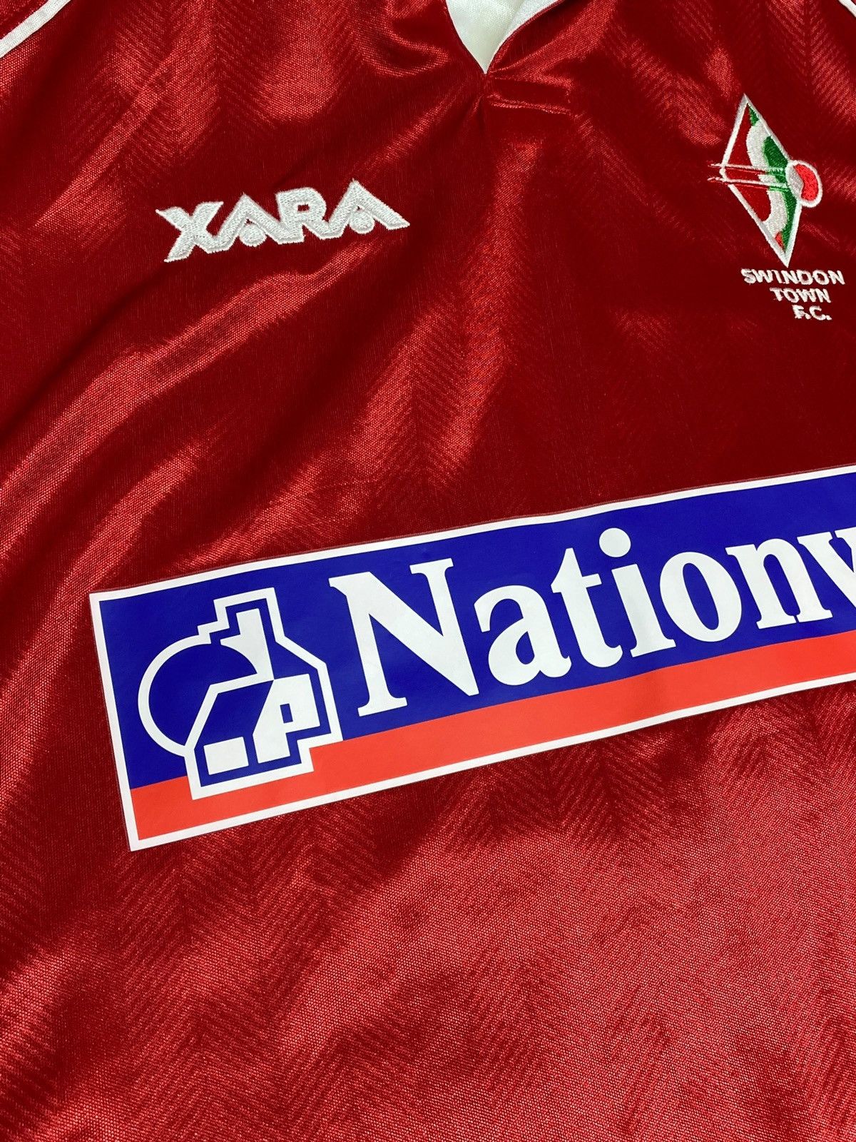 Vintage Vintage Swindon Town 2000-02 Home Football Shirt Rare Size US XL / EU 56 / 4 - 6 Thumbnail
