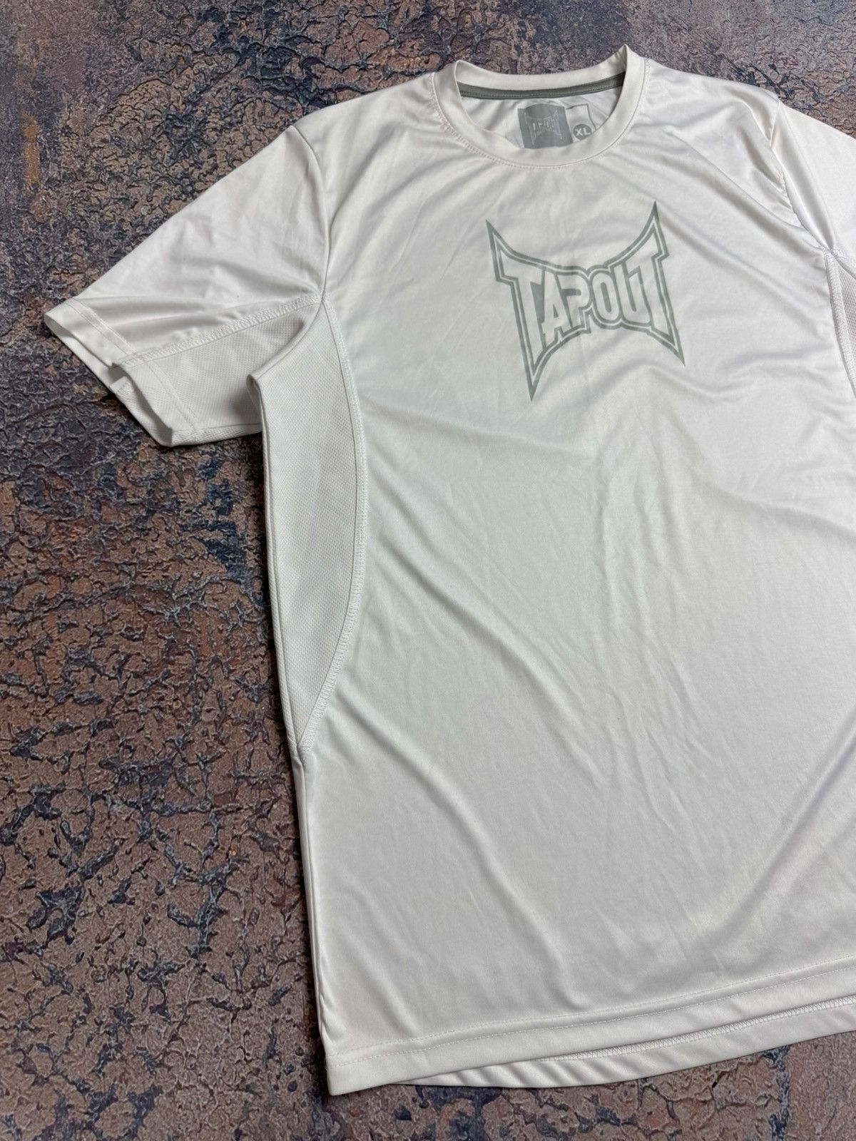 Tapout Vintage Tapout T Shirt XL Y2K MMA Logo Made In USA Rare Size US XL / EU 56 / 4 - 3 Thumbnail
