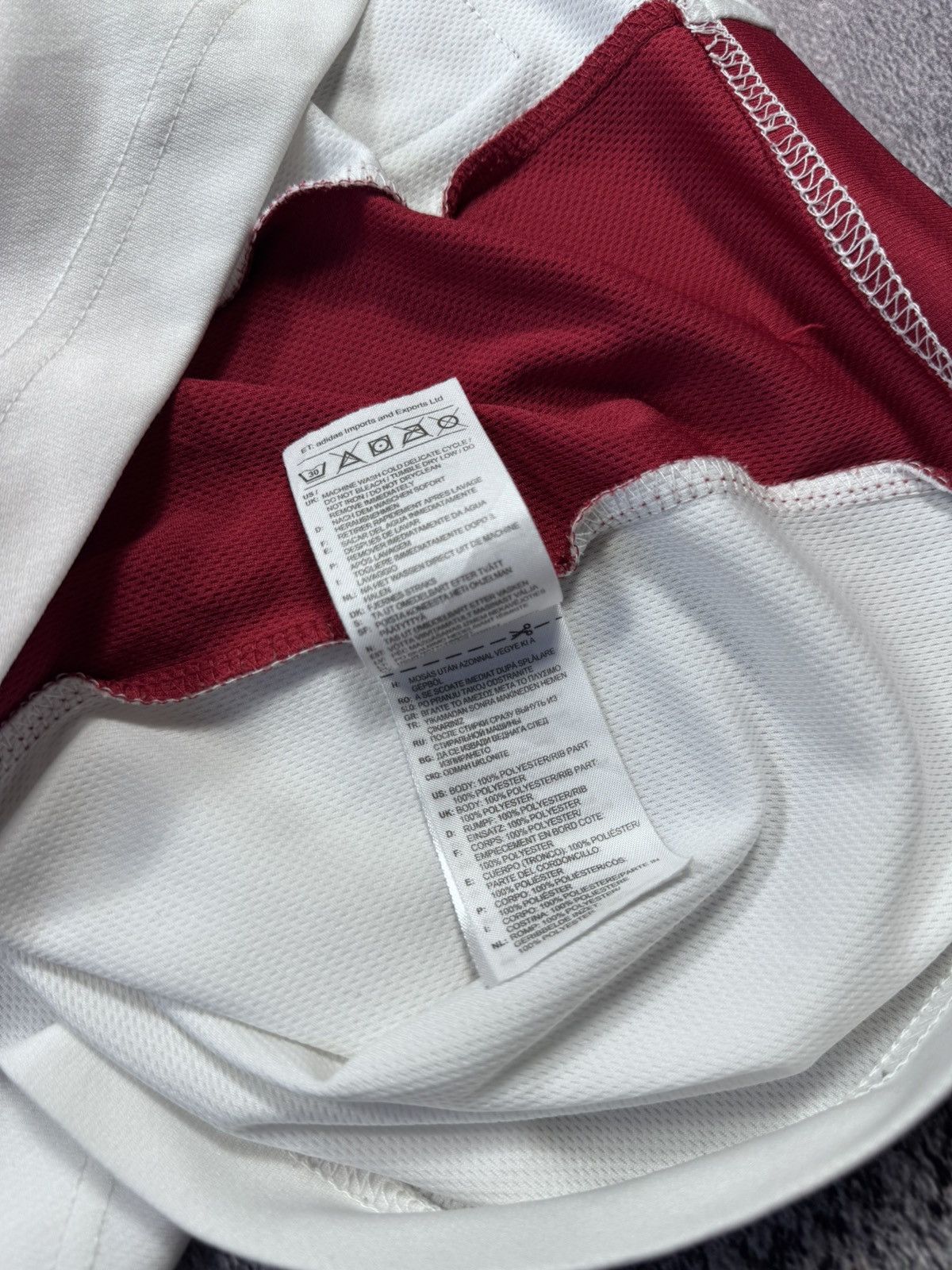 Adidas Miami Heat LeBron James #6 Adidas NBA Jersey — Vintage Heat Size US L / EU 52-54 / 3 - 9 Thumbnail