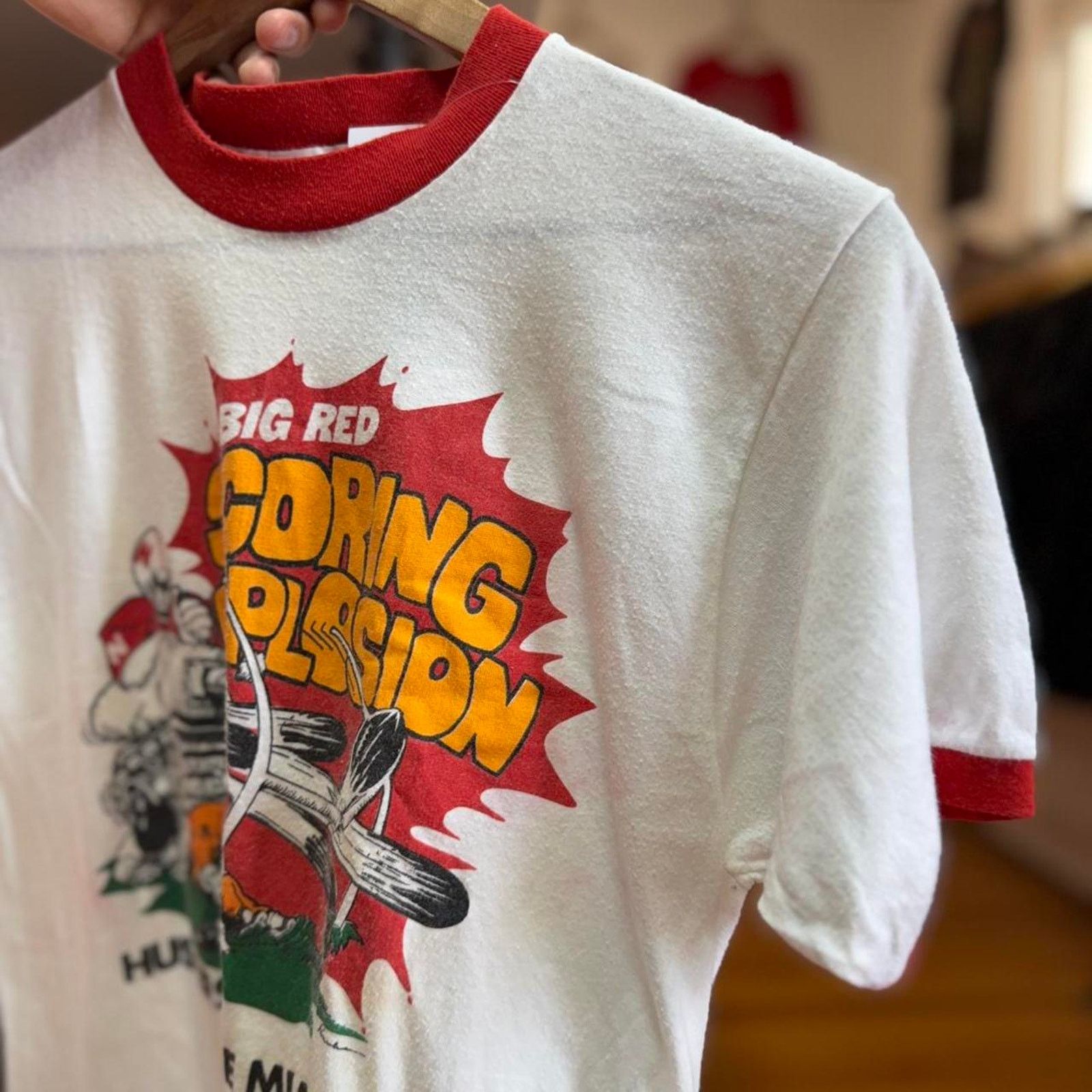 Vintage Vintage 80s Nebraska Huskers Scoring Explosion Tank T-Shirt Size US L / EU 52-54 / 3 - 6 Thumbnail