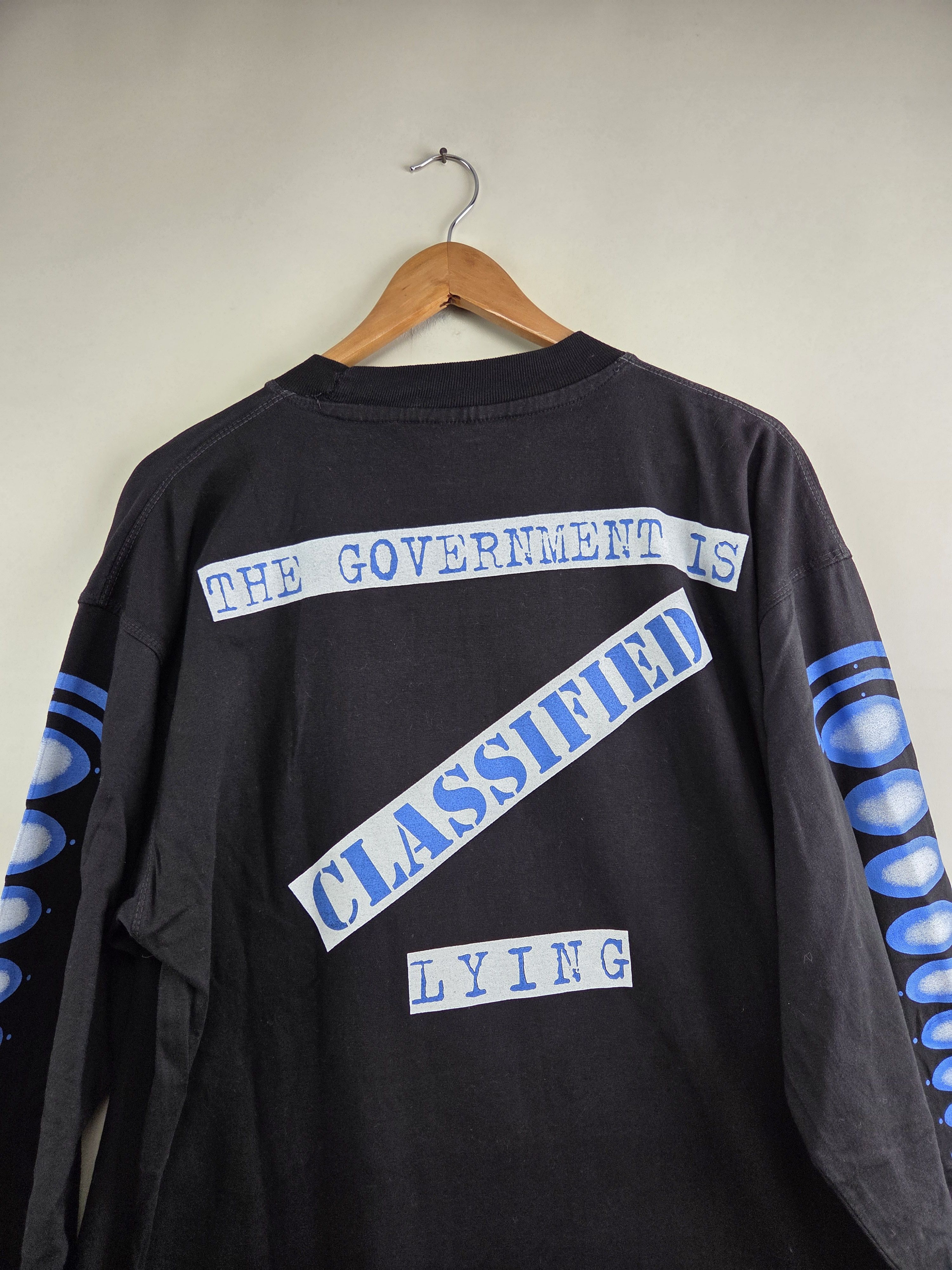 Alien Workshop × Vintage 90s Alien UFO The government is lying Long-sleeved XL Size US XL / EU 56 / 4 - 6 Thumbnail