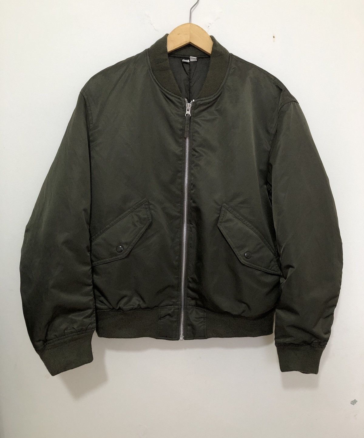 Uniqlo Uniqlo UUUU Bomber Jacket Size US L / EU 52-54 / 3 - 1 Thumbnail