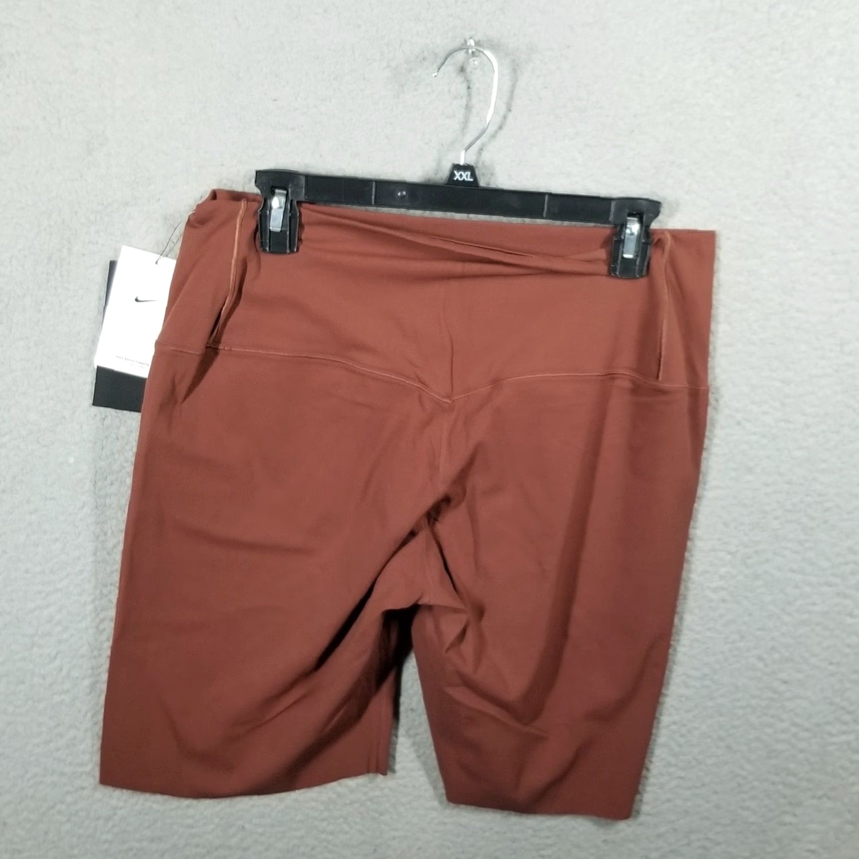 Nike Nike Women's Shorts XL Red Brown High Rise 8 Inch Training Dri-FIT Activewear Size 40" / US 18 - 2 Thumbnail
