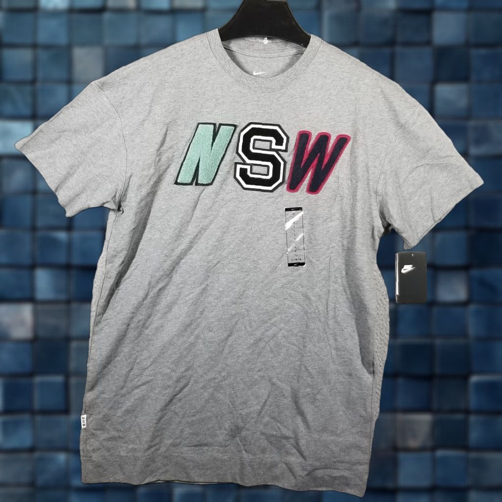 Nike Nike NSW Sportswear Shirt Men Large Gray Short Sleeve Crew Neck Regular Fit Size US L / EU 52-54 / 3 - 1 Thumbnail