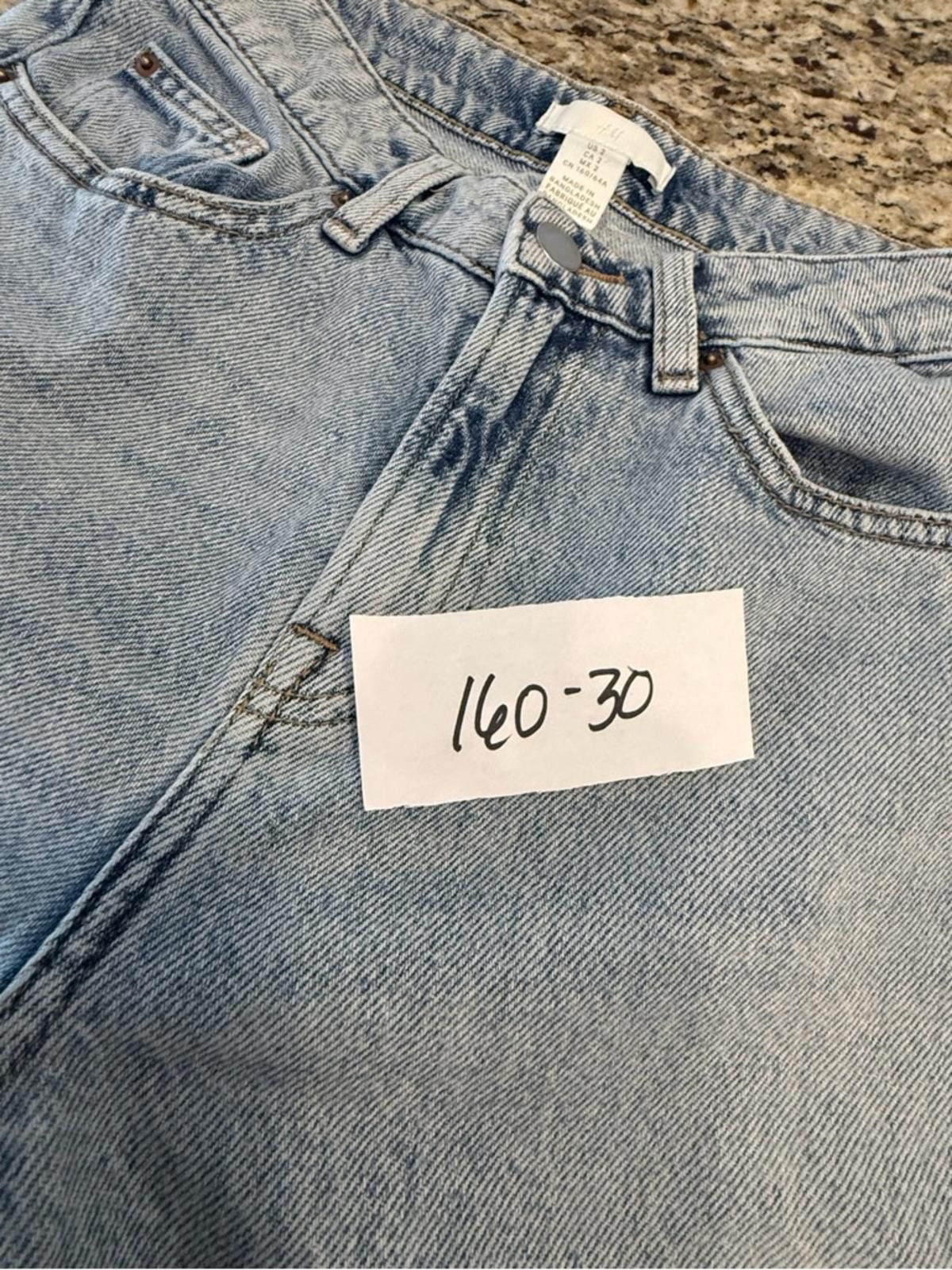 H&M H&M light jeans wash straight leg split hem cotton SZ 2 Size 26" / US 2 / IT 38 - 10 Thumbnail