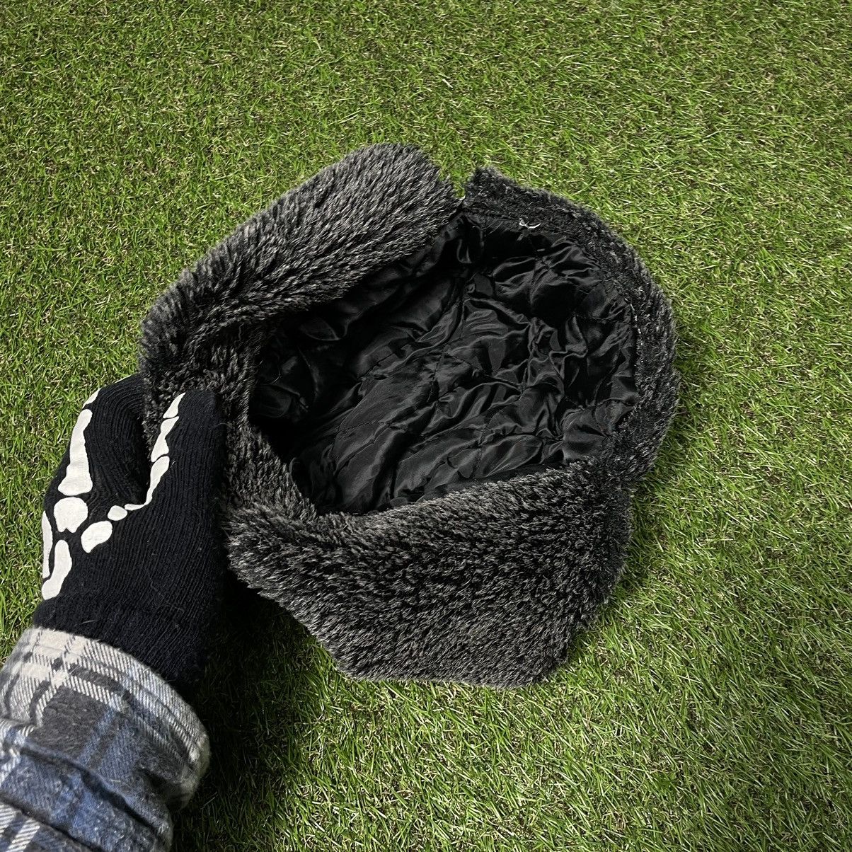 Vintage Vintage Y2K Furry Beanie Alt Grunge Streetwear Baggy Logo OS Size ONE SIZE - 4 Thumbnail
