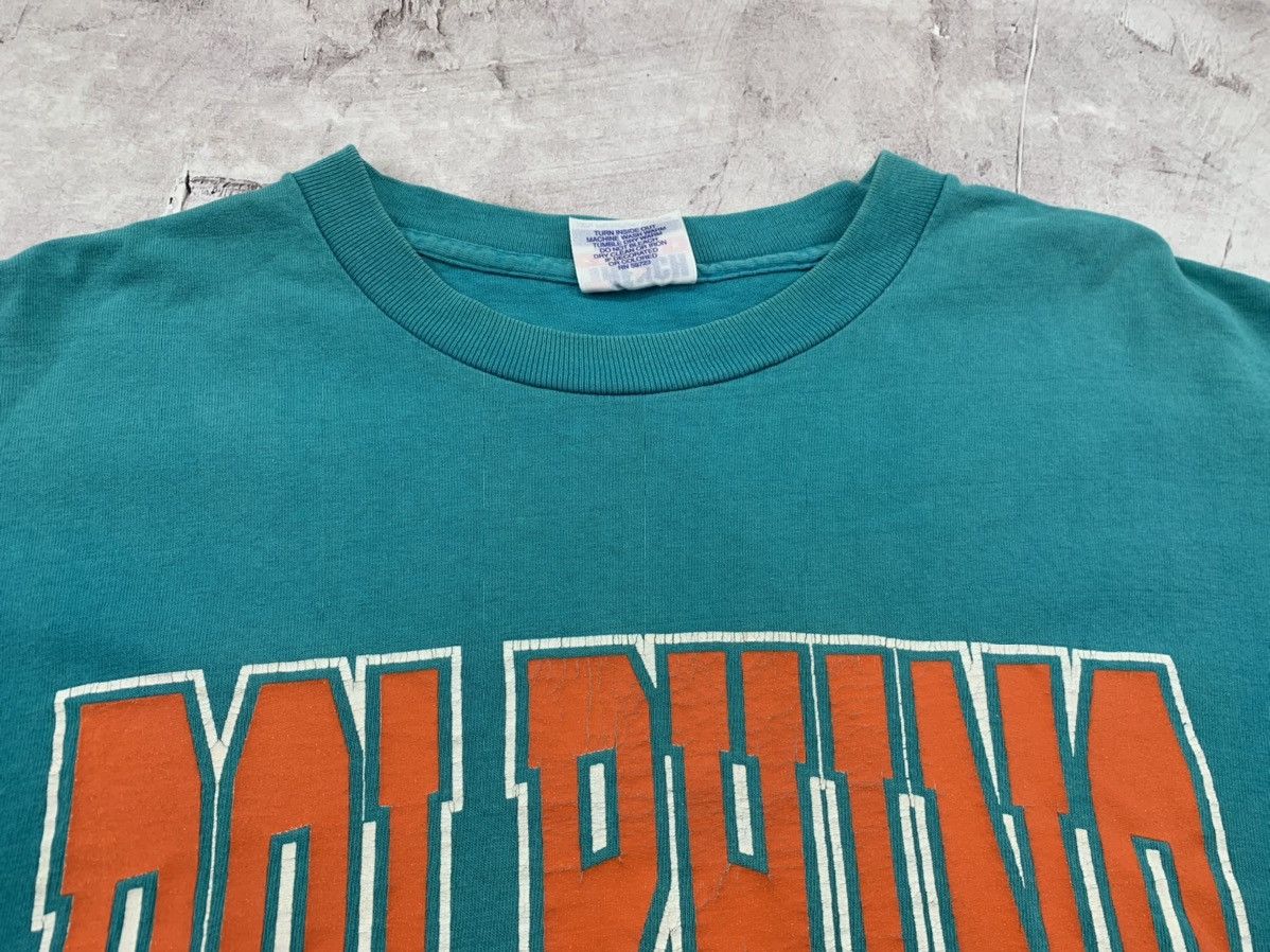 Vintage Mens vintage t shirt Dolphins Size XL Size US XL / EU 56 / 4 - 5 Thumbnail