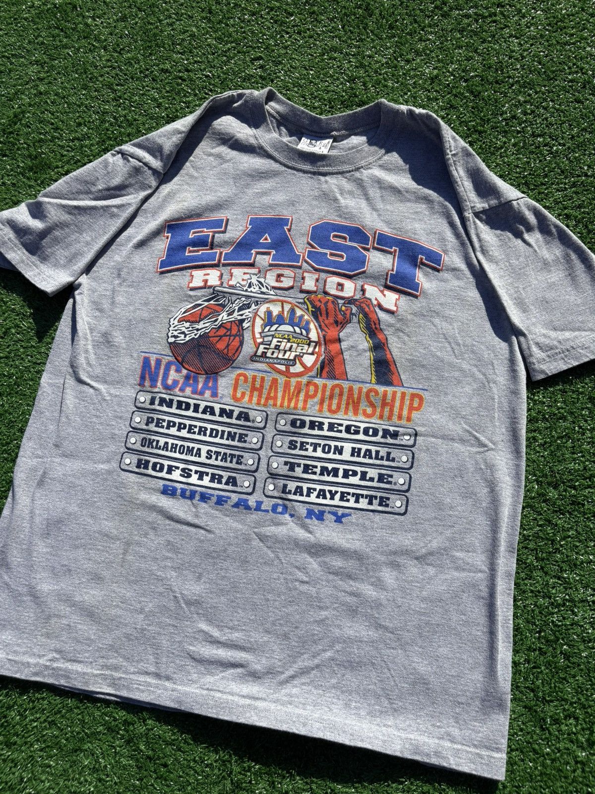 NCAA × Vintage Vintage Y2K Final Four tee Size US L / EU 52-54 / 3 - 2 Thumbnail
