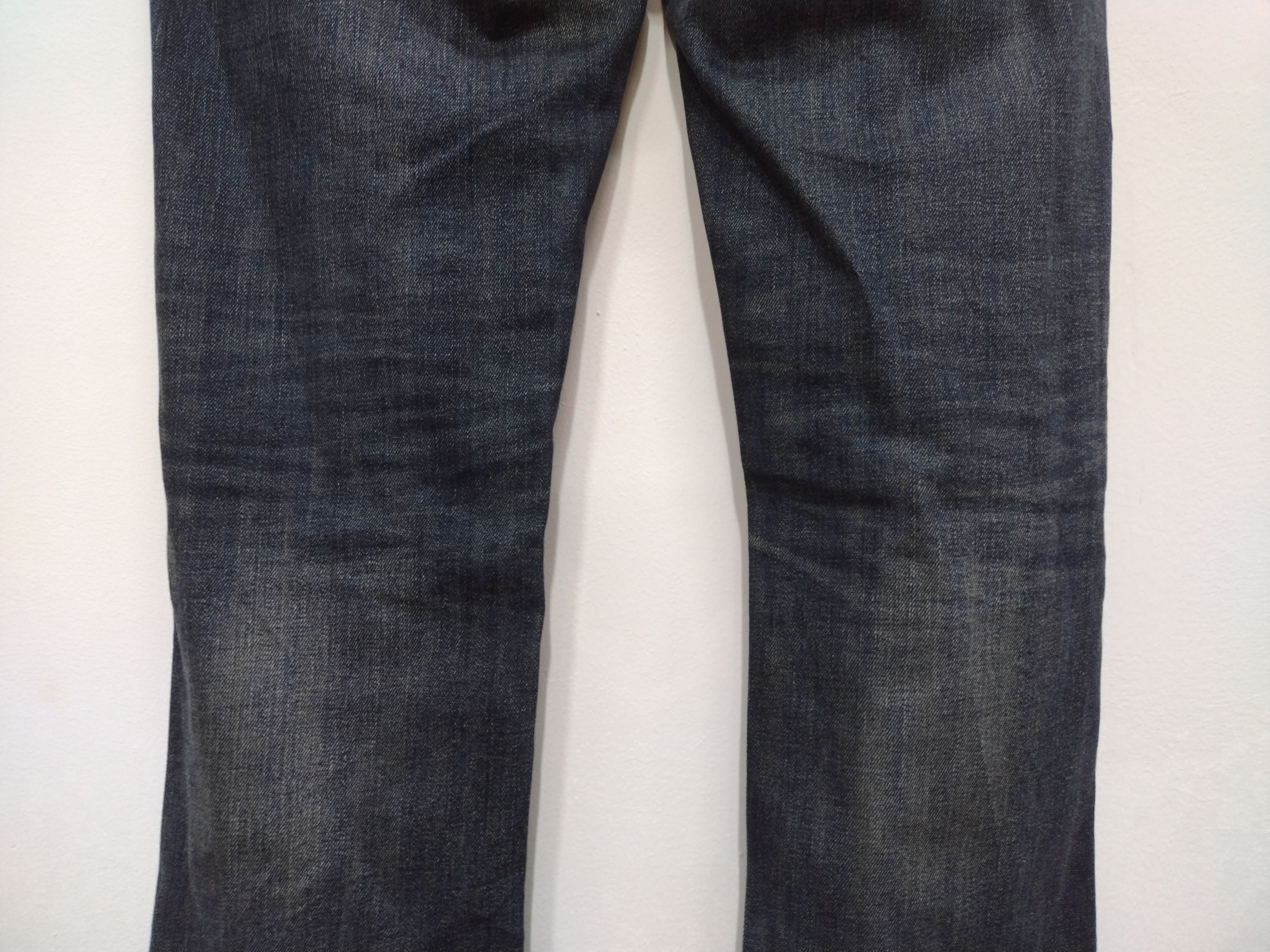 Japanese Brand × Jun Takahashi × Uniqlo Big Size Uniqlo Nice Faded Patina Regular Fit Jeans Size US 40 / EU 56 - 13 Thumbnail