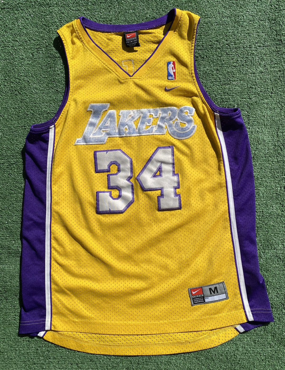 Nike VTG 90s Nike Los Angeles LA Lakers Shaq Jersey Distressed Size US S / EU 44-46 / 1 - 1 Thumbnail