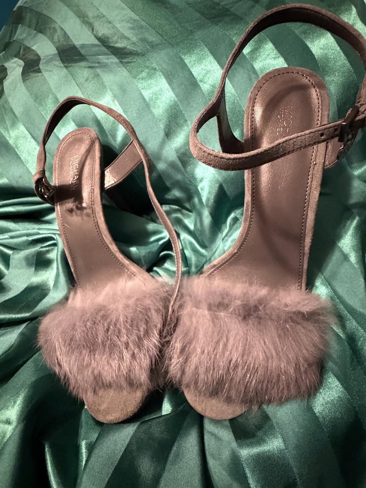 Michael Kors GREY FUR HEELS Michael Kors - RARE COLOR - Real Calf Fur Size US 9.5 / IT 39.5 - 2 Thumbnail