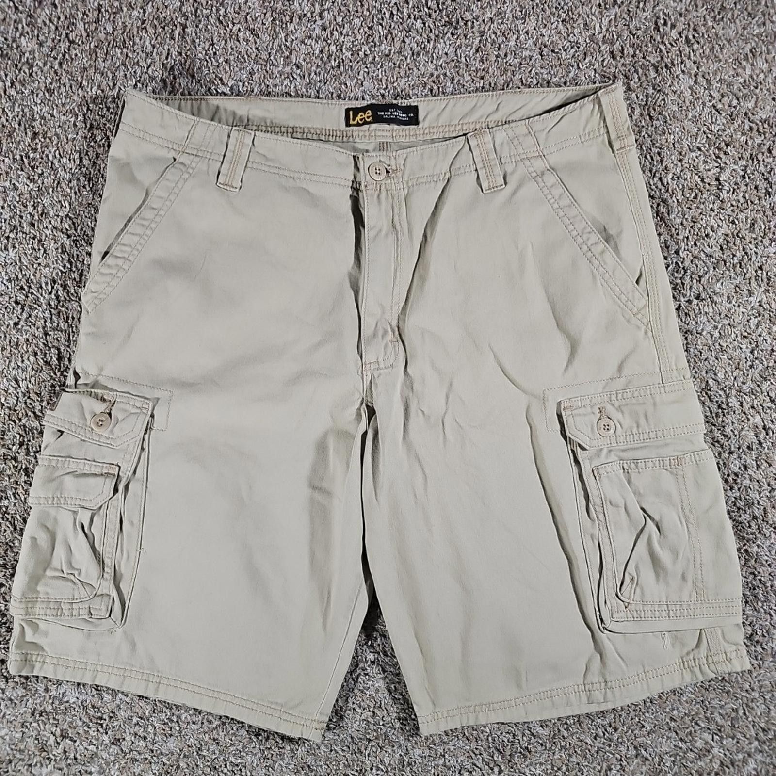 Lee LEE sz 38 Cargo Shorts Size US 38 / EU 54 - 1 Thumbnail