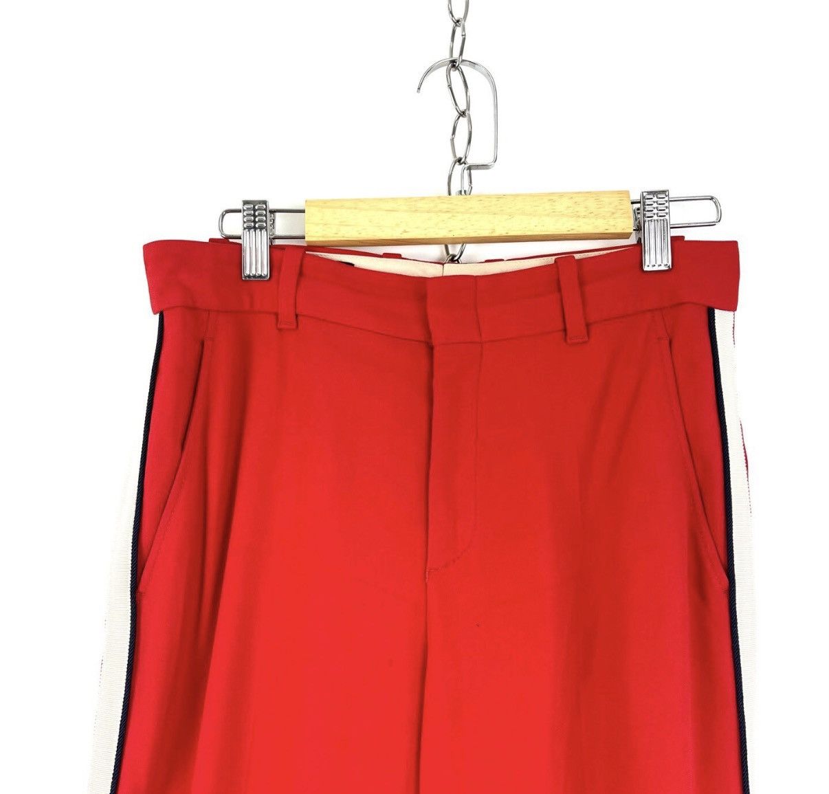 Gucci Gucci / Women's Red Straight-leg Suit Trousers K12 Size 27" / US 4 / IT 40 - 2 Thumbnail