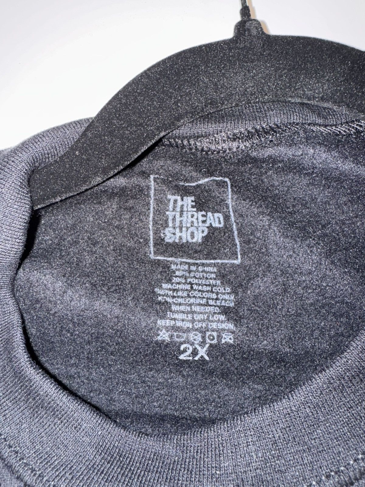 Band Tees Men’s Three Days Grace Explosions Crewneck-Size 2XL Size US XXL / EU 58 / 5 - 3 Thumbnail