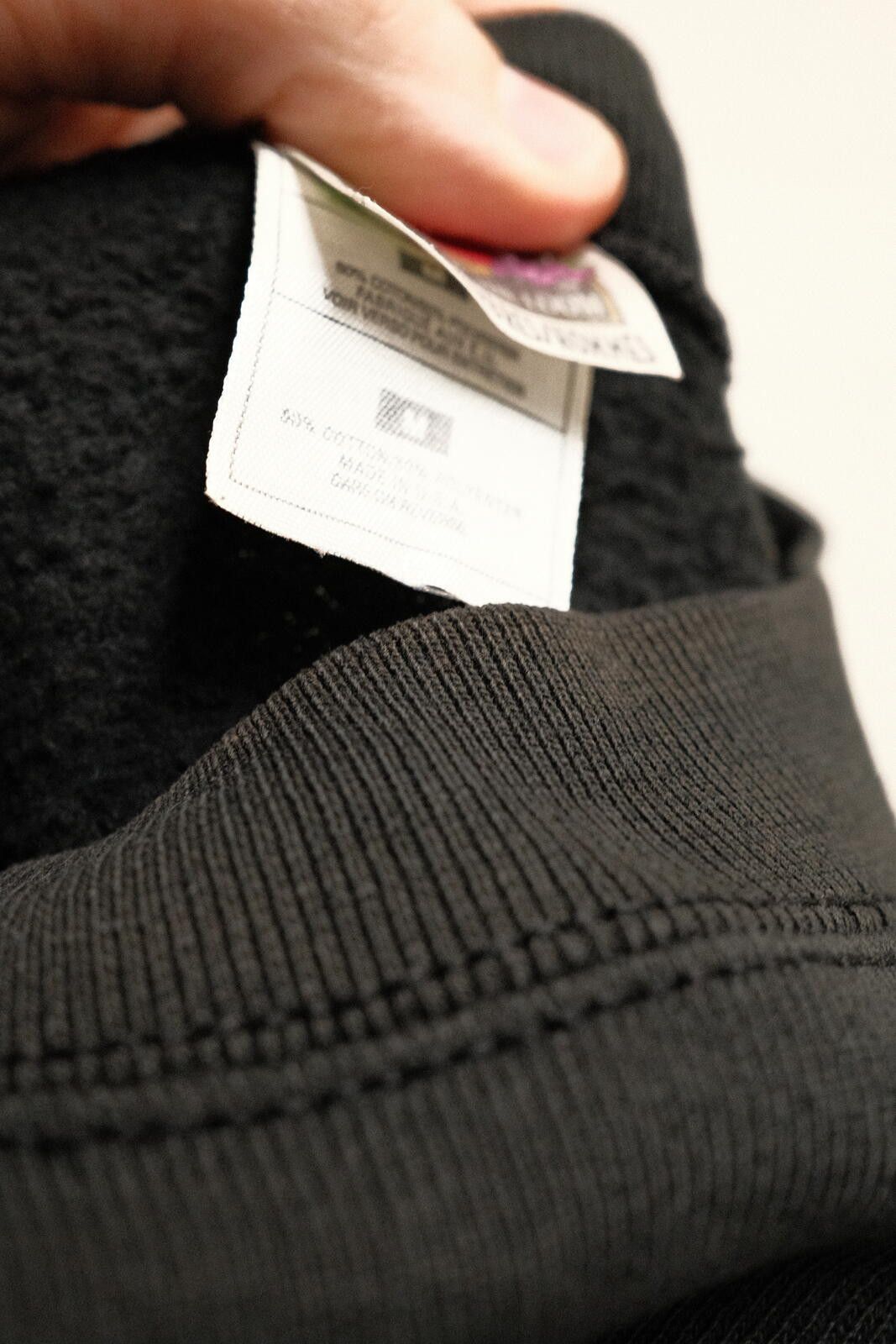 Fruit Of The Loom Classic Black Crewneck Sweatshirt - Comfortable and Cozy Size US M / EU 48-50 / 2 - 3 Thumbnail