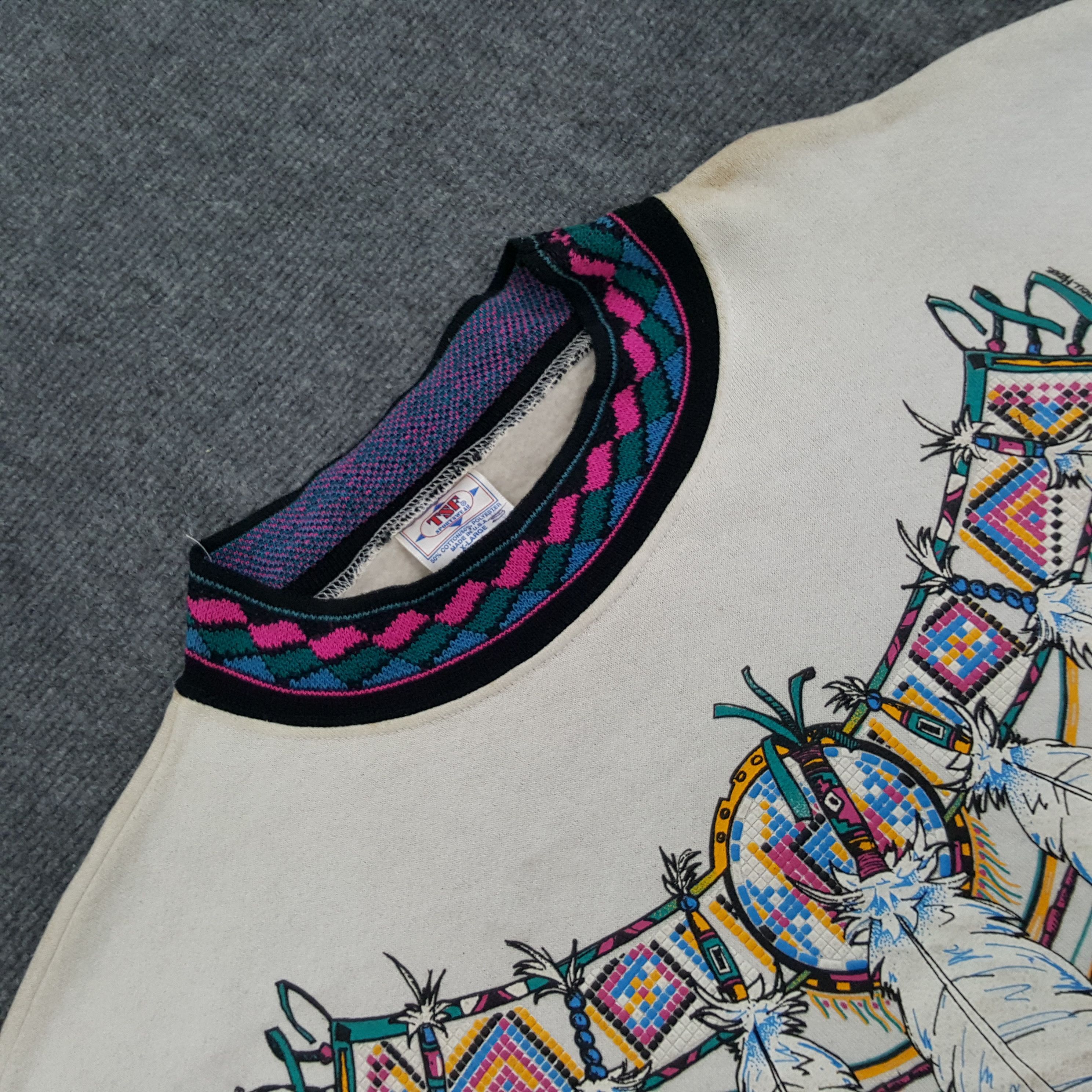 Vintage 90's Native America Designed by JnzHell Moore Sweatshirt Size US XL / EU 56 / 4 - 5 Thumbnail