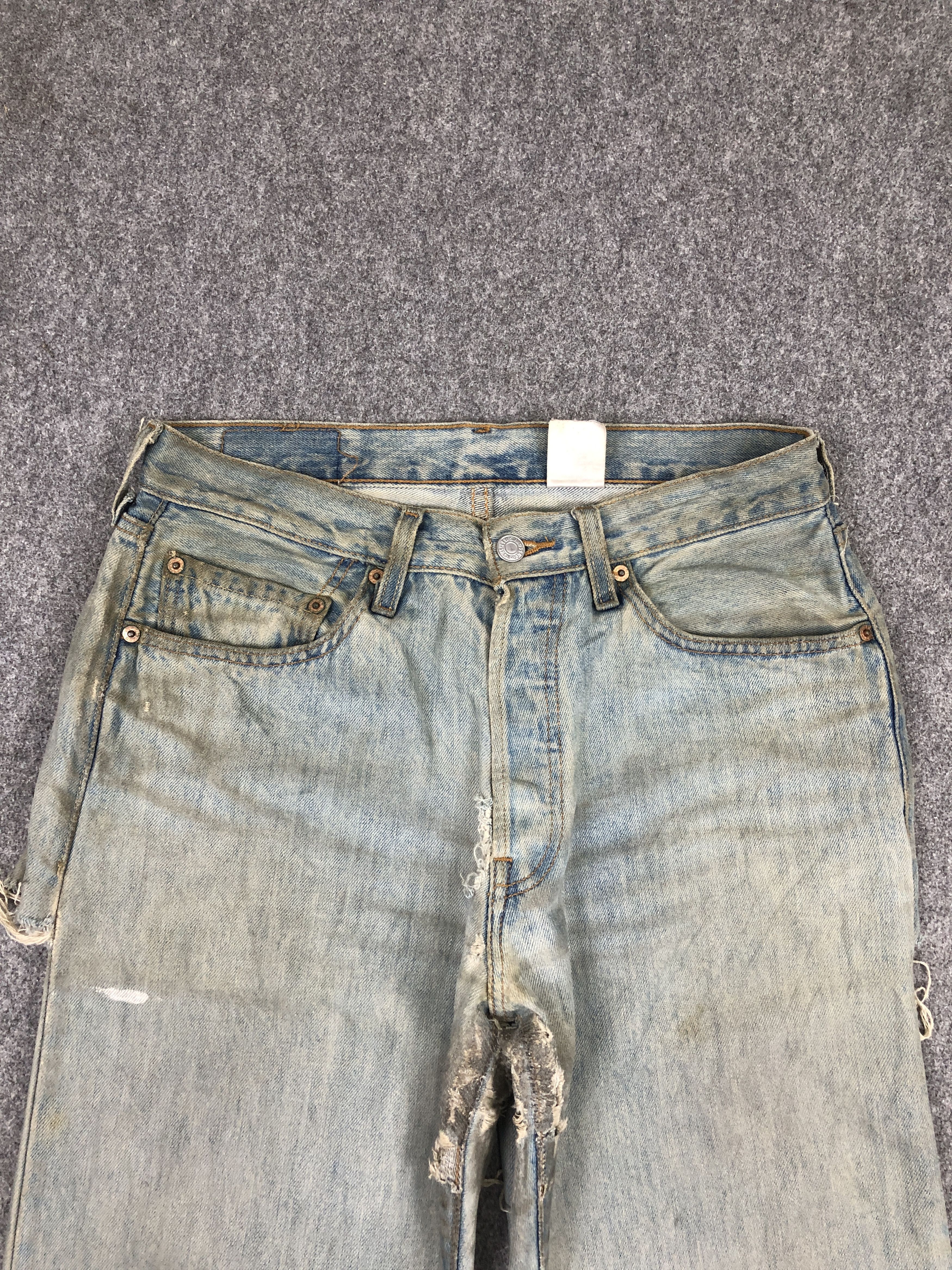 Levi's Distressed Vintage Levis 501 Dirty Jeans DP2350 Size US 30 / EU 46 - 2 Thumbnail