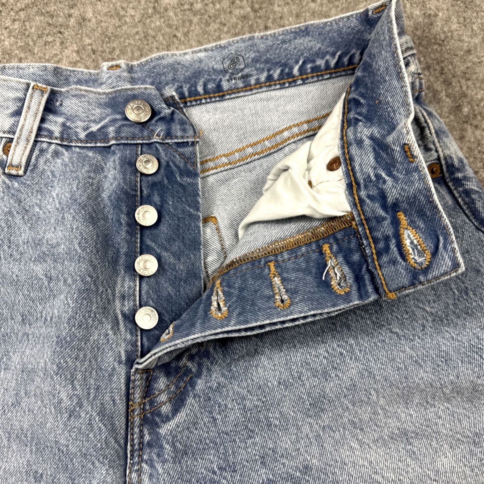Levi's Levi’S 501 Denim Shorts Mens Blue Light Wash Distressed Button Fly 31-Button Slim Fit Bermuda Casual Style Size US 31 - 4 Thumbnail