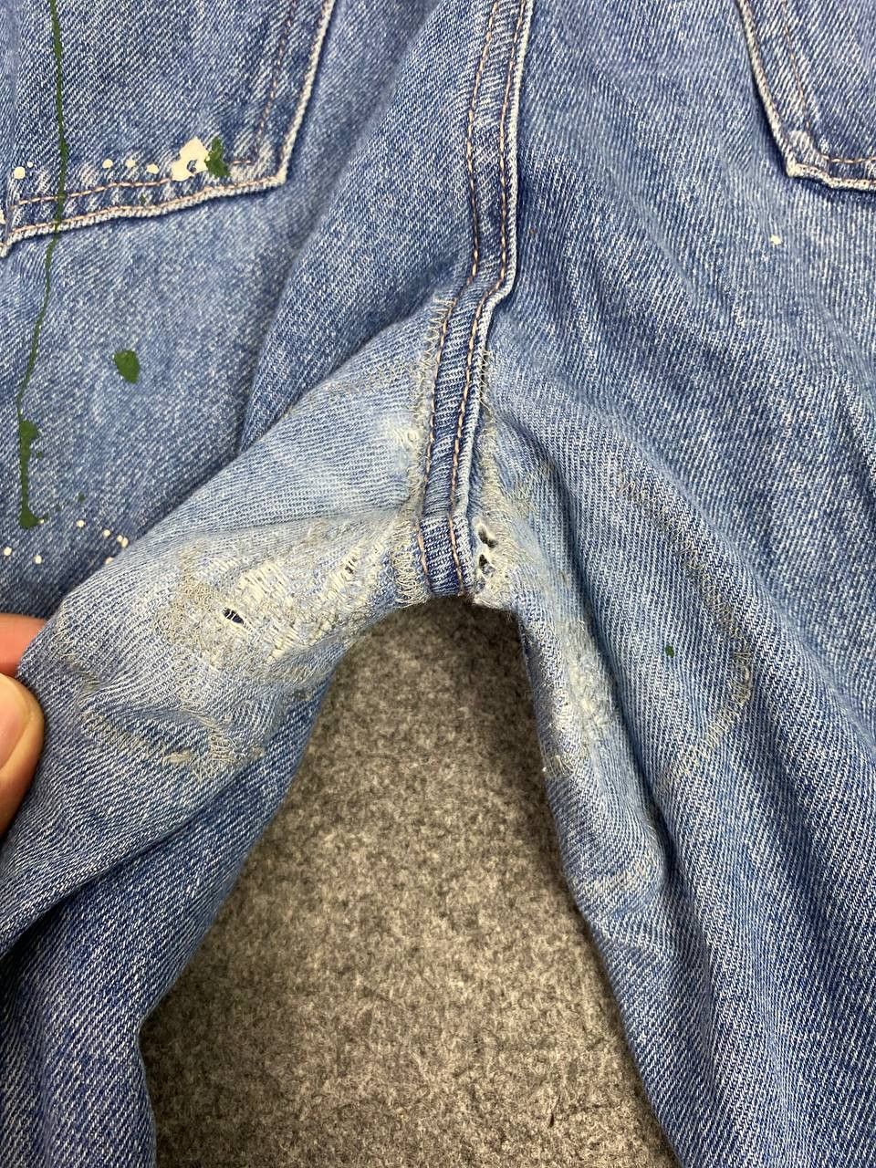 Japanese Brand double name distressed paint splatter highwaist denim Size US 30 / EU 46 - 4 Thumbnail