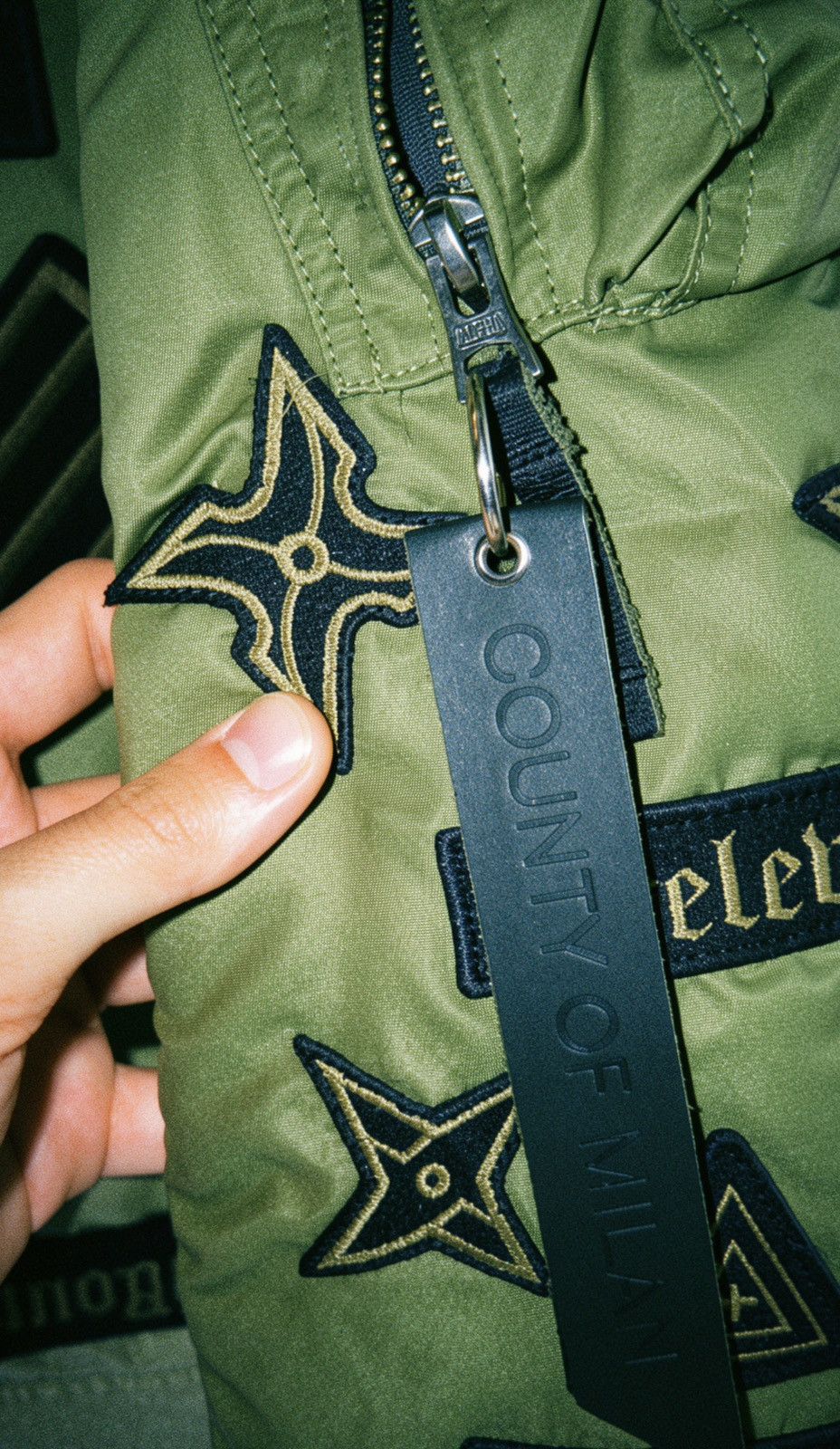Marcelo Burlon Alpha Industries X Marcelo Burlon Size US M / EU 48-50 / 2 - 4 Thumbnail