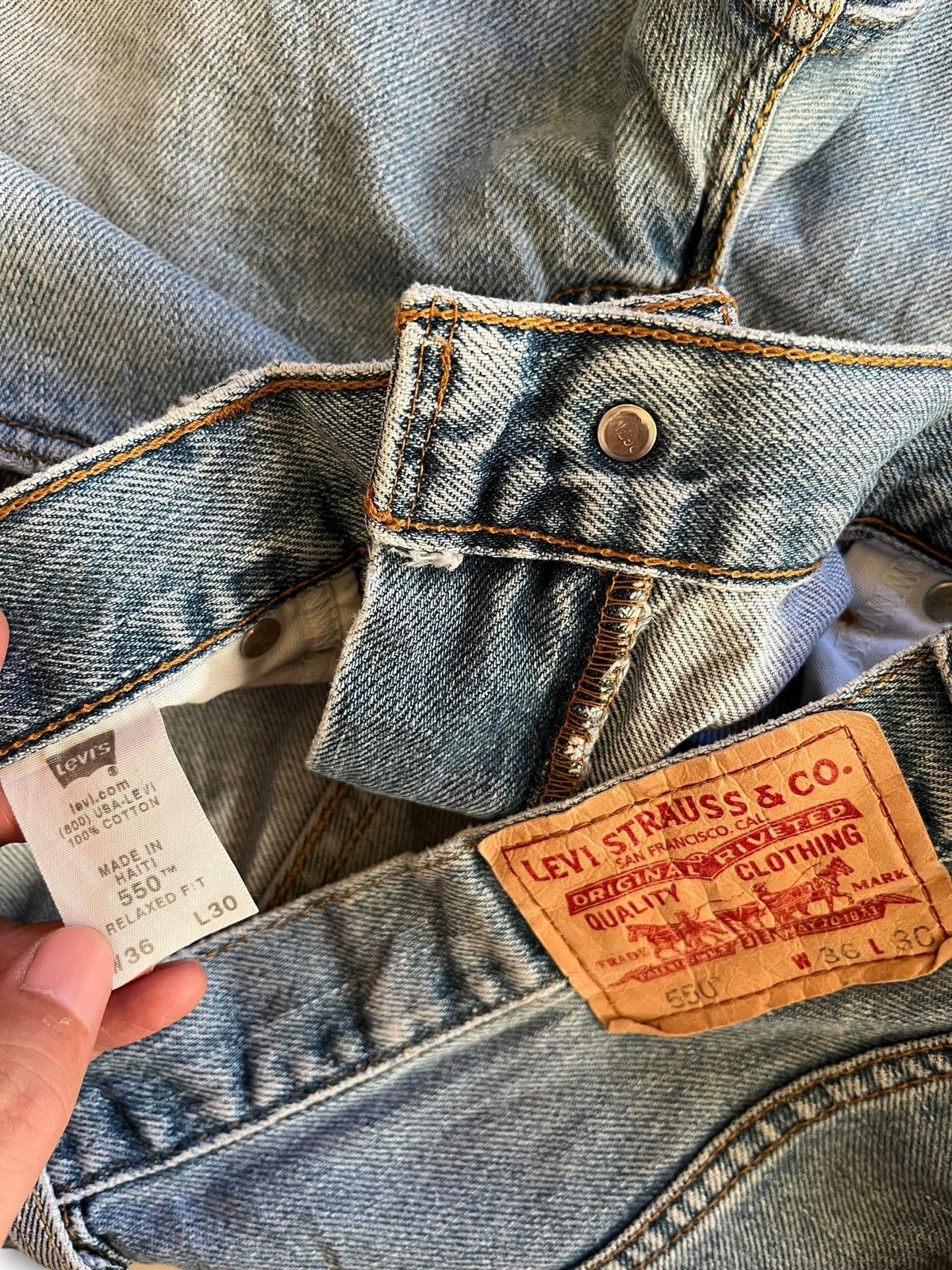 Levi's × Levi's Vintage Clothing Vintage 90s Levis 550 Ripped Distressed Baggy Jeans 35x30 Size US 35 - 9 Thumbnail