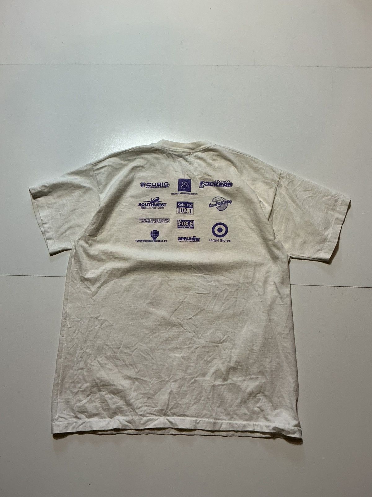 Fruit Of The Loom Vintage 90s Levis Casual Day United Single Stitch T-Shirt Size US XL / EU 56 / 4 - 2 Thumbnail